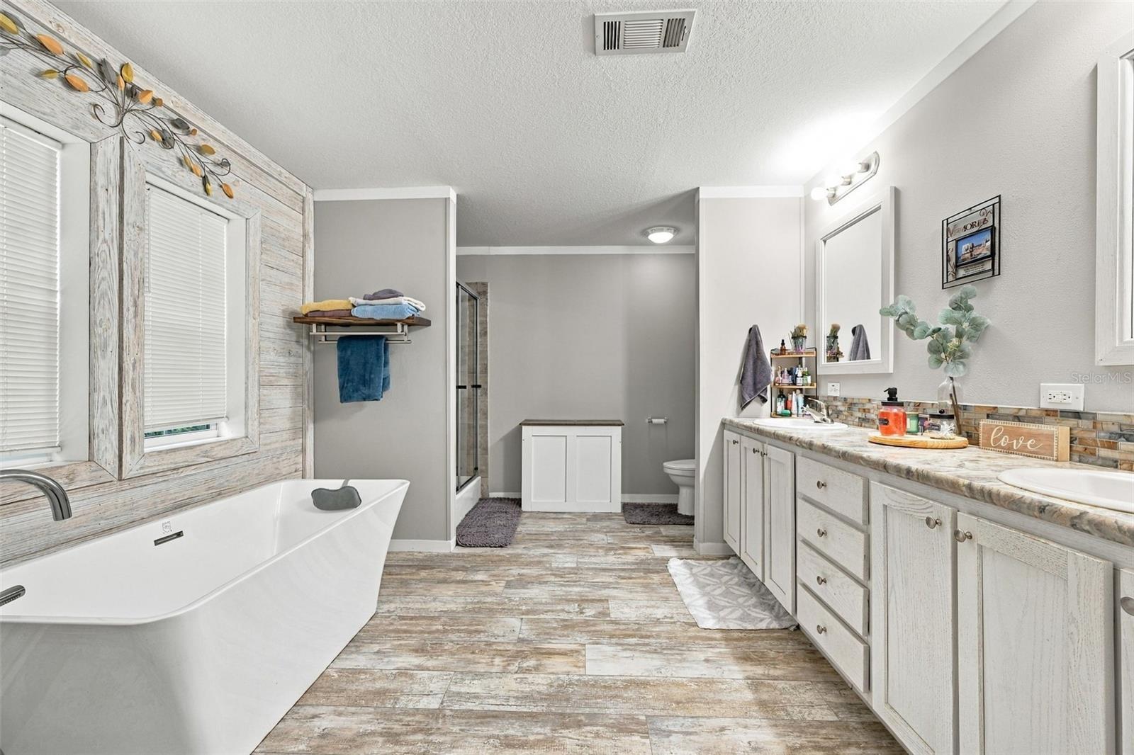 15247 LOMA AVE — photo 8