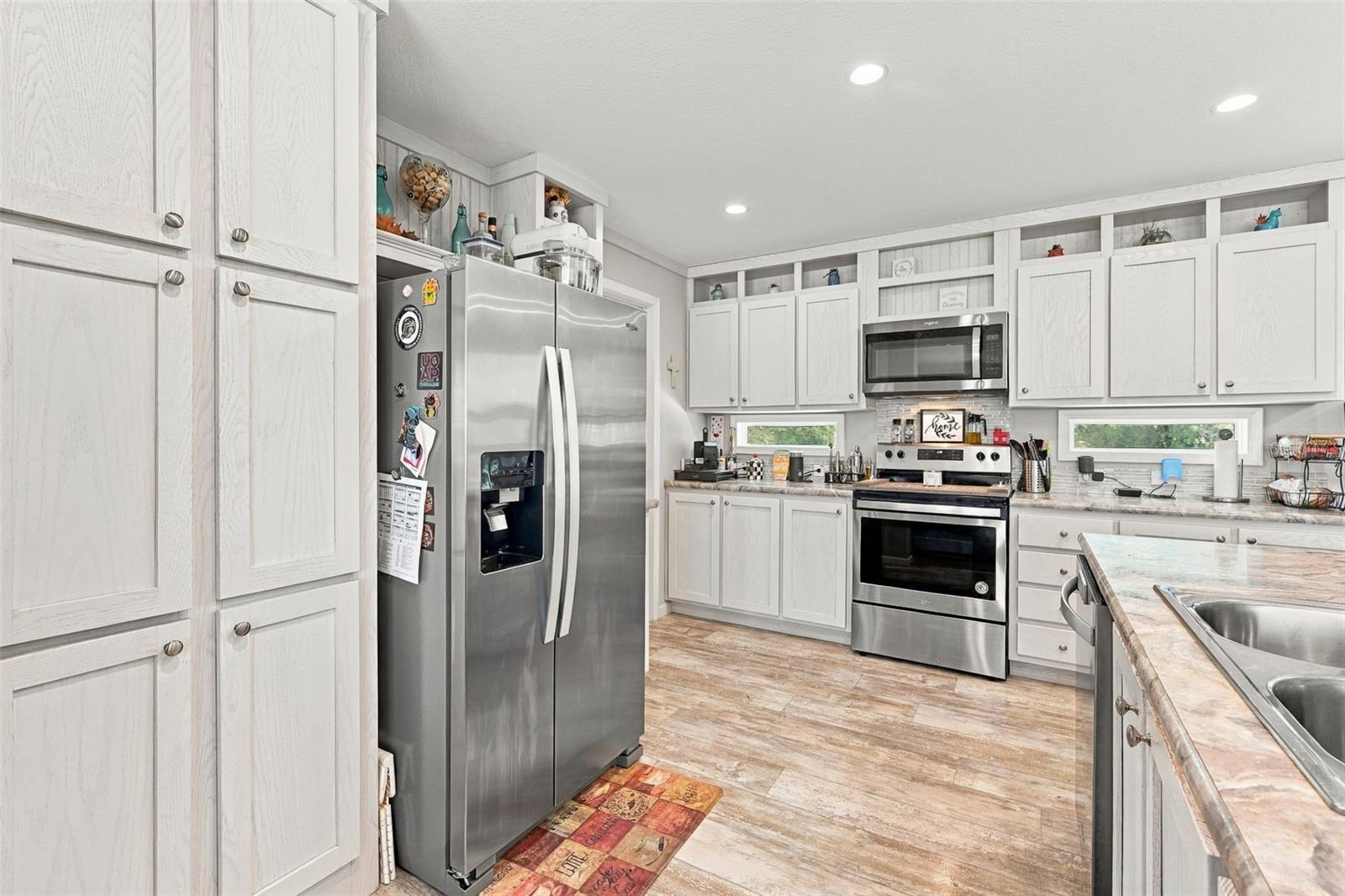15247 LOMA AVE — photo 23