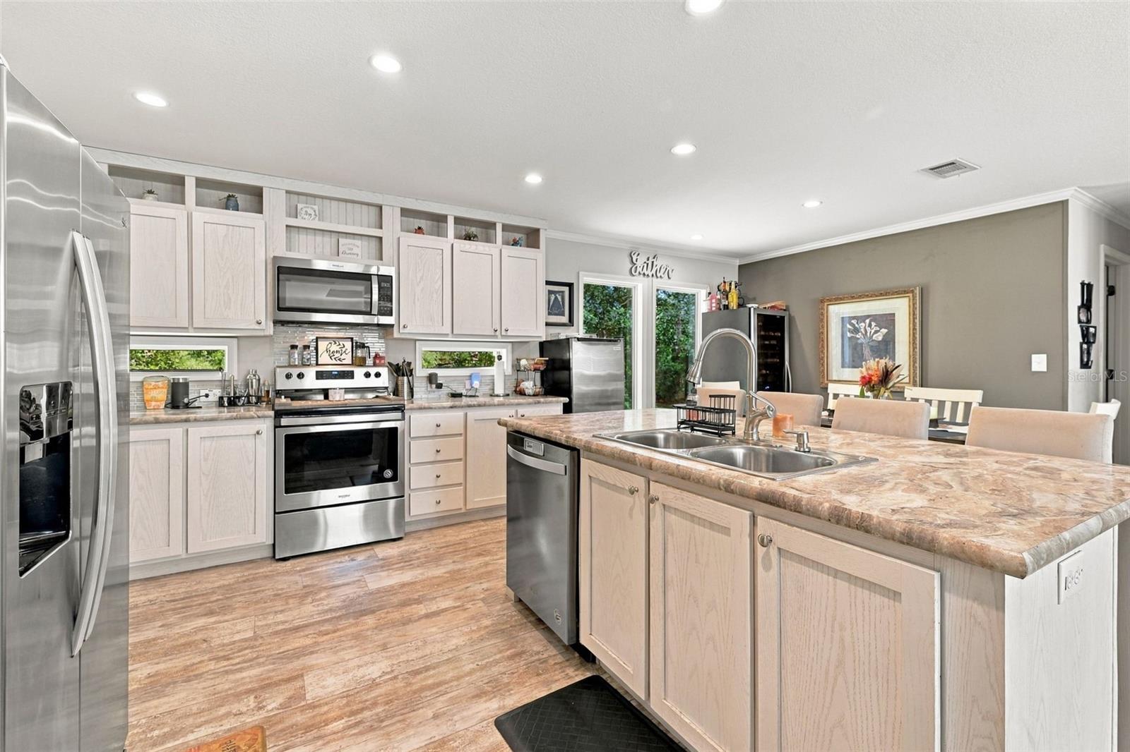 15247 LOMA AVE — photo 4