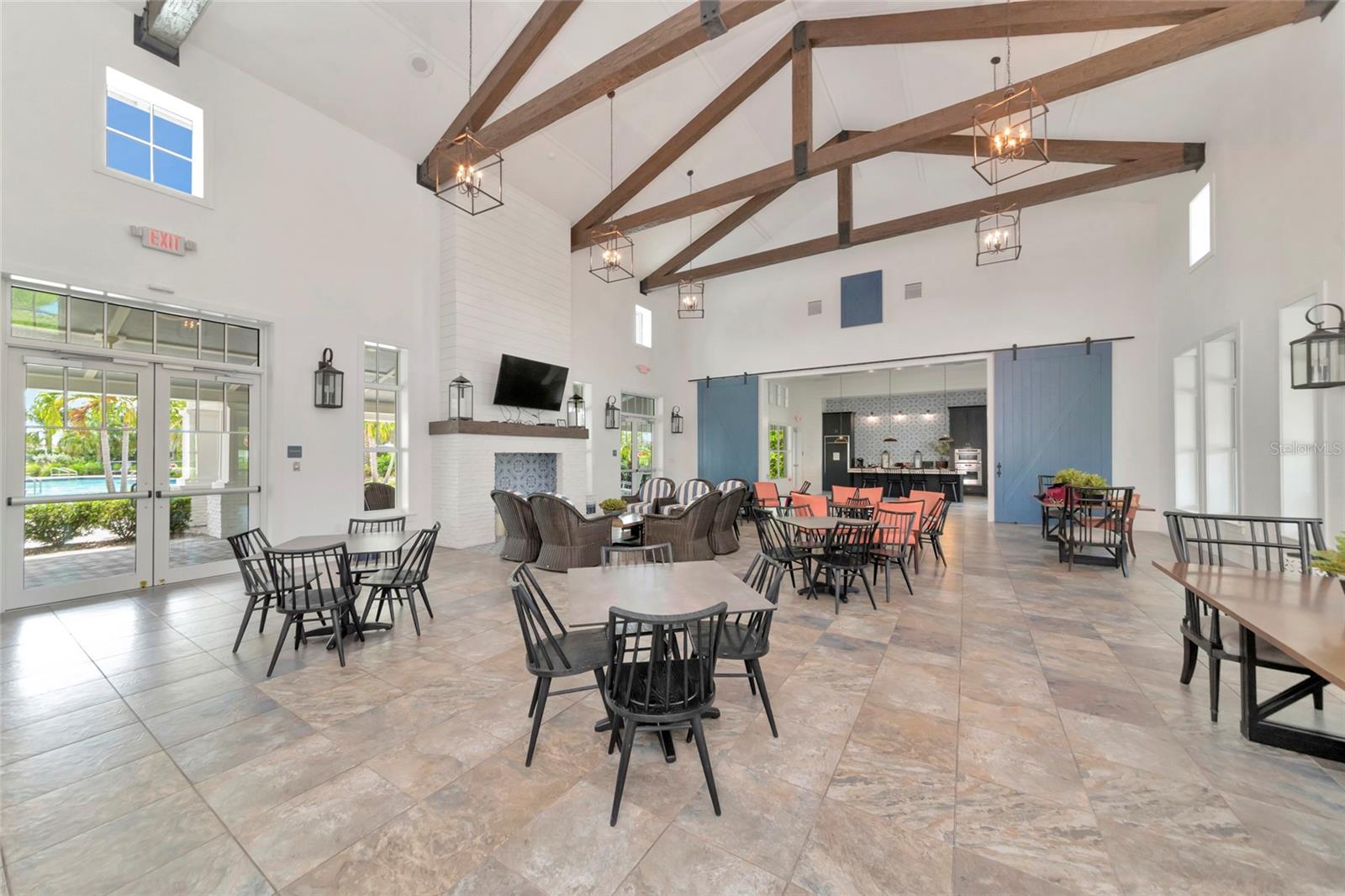 4715 CANOE CREEK AVE — photo 55