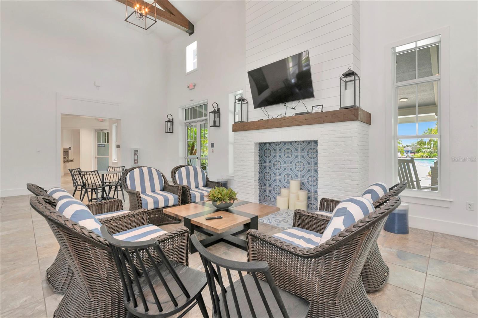 4715 CANOE CREEK AVE — photo 56