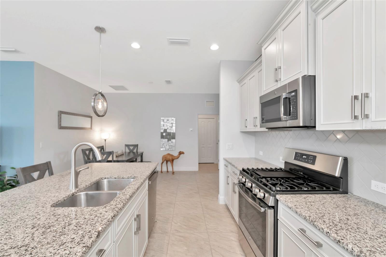 4715 CANOE CREEK AVE — photo 72