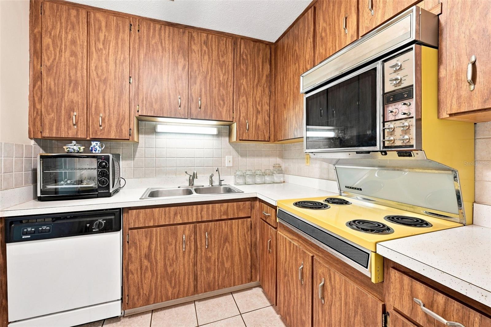 2700 BAYSHORE BLVD #2204 — photo 31