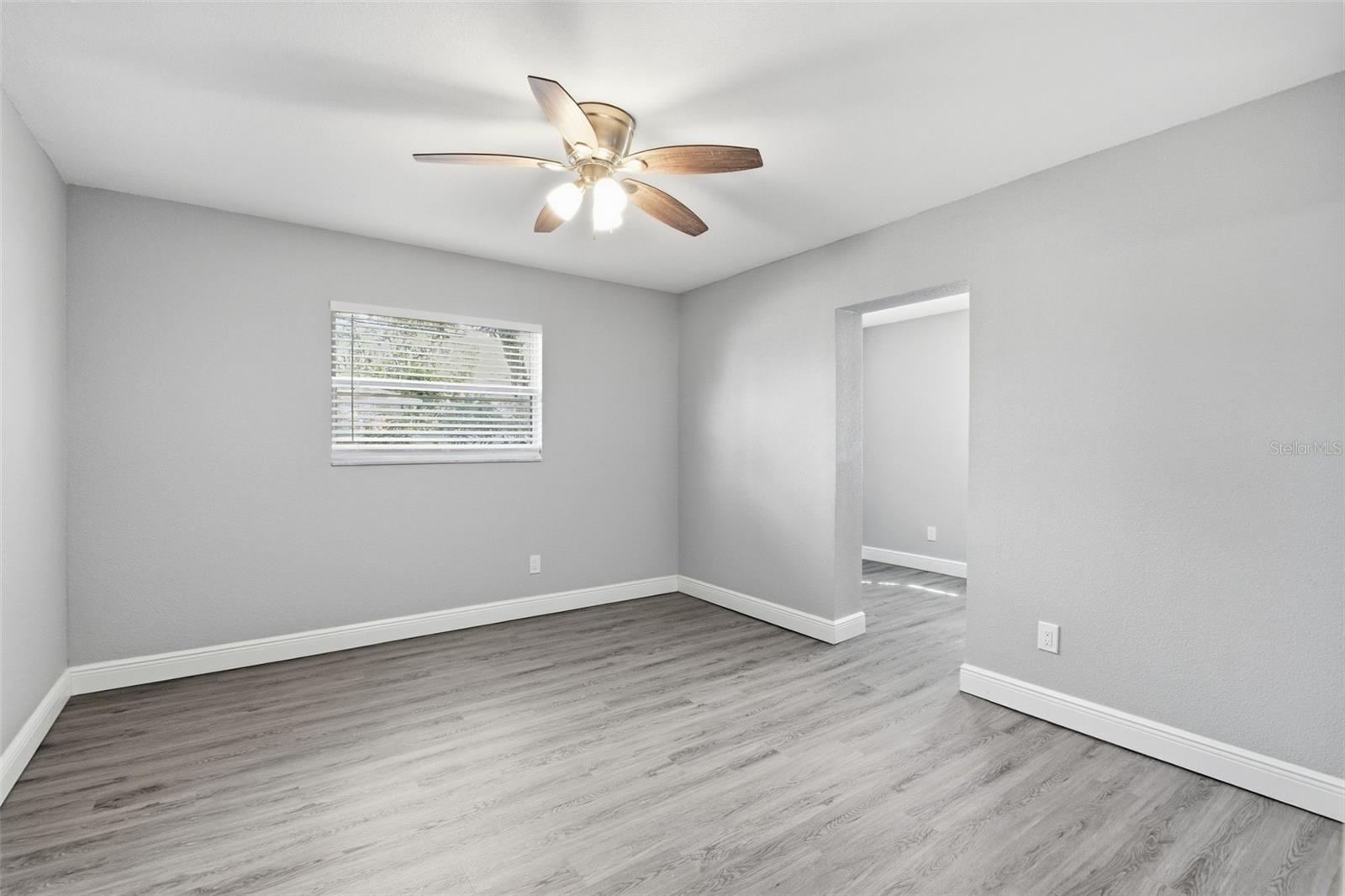 1751 MISSISSIPPI AVE NE — photo 30