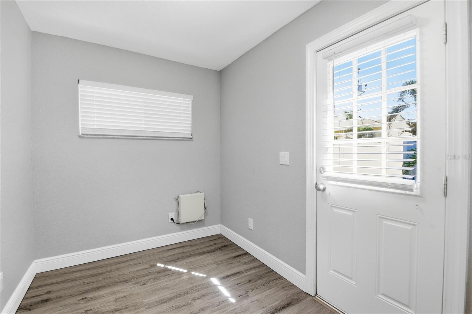 1751 MISSISSIPPI AVE NE — photo 7