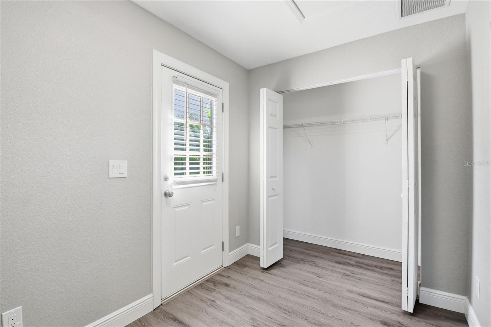 1751 MISSISSIPPI AVE NE — photo 8