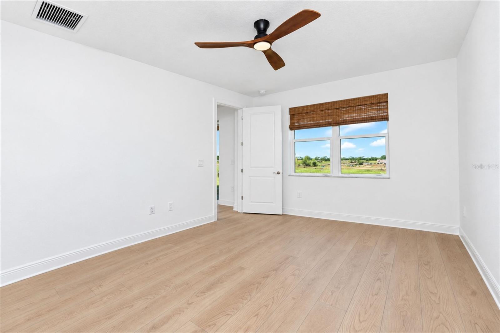 237 VISTERA BLVD — photo 29