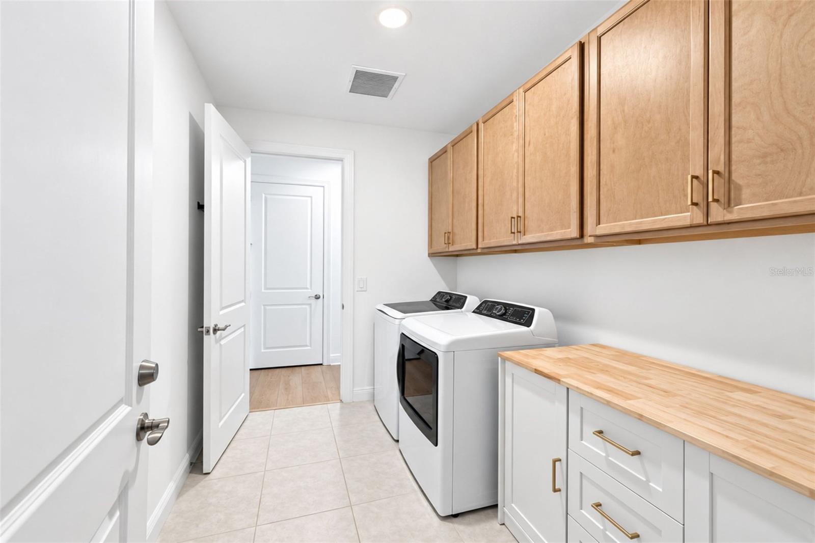 237 VISTERA BLVD — photo 49
