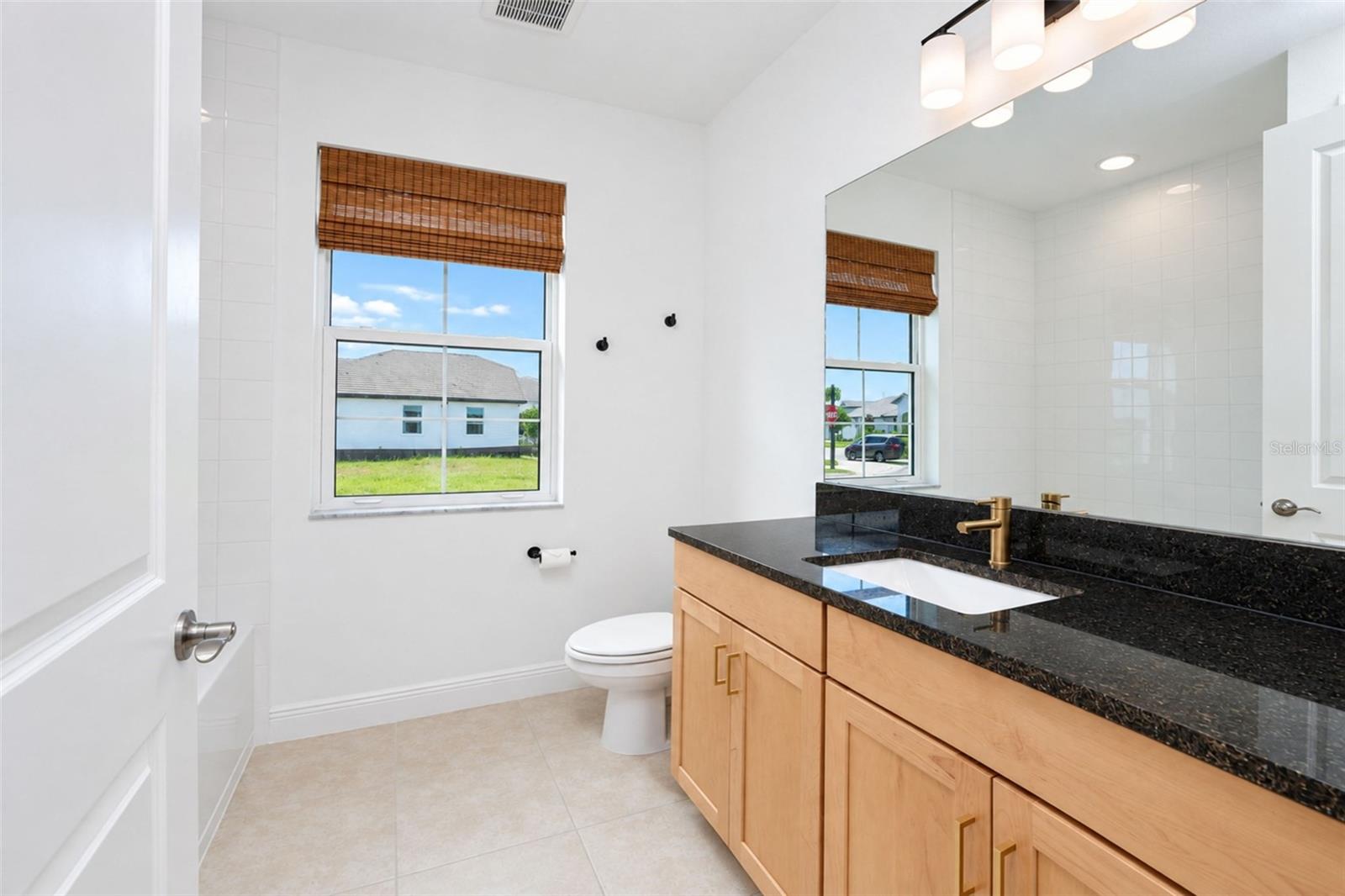 237 VISTERA BLVD — photo 38