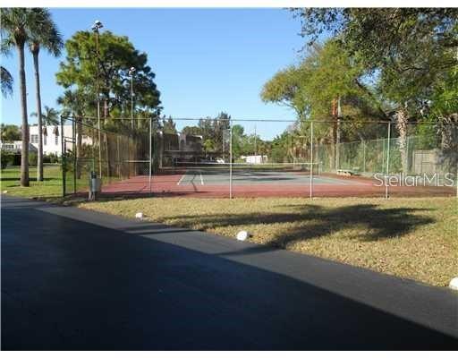 223 BUTTONWOOD CIR #223 — photo 27