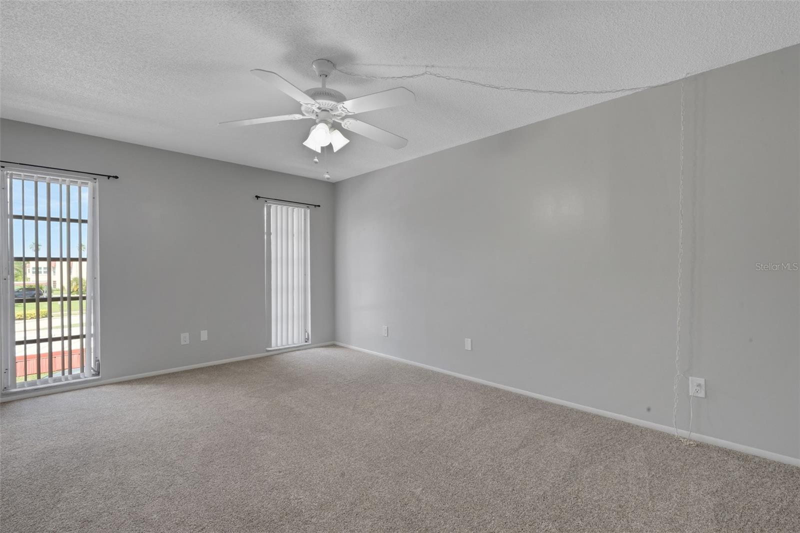 223 BUTTONWOOD CIR #223 — photo 19