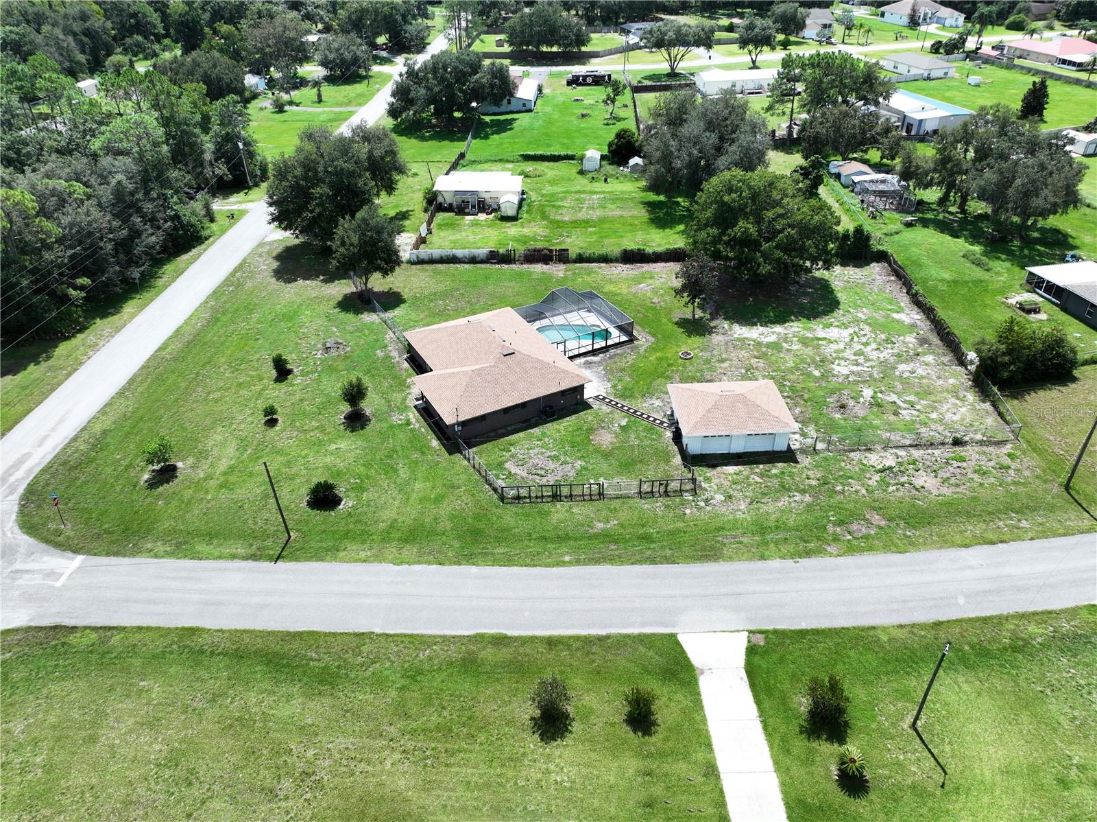 4129 FOX RIDGE BLVD — photo 2