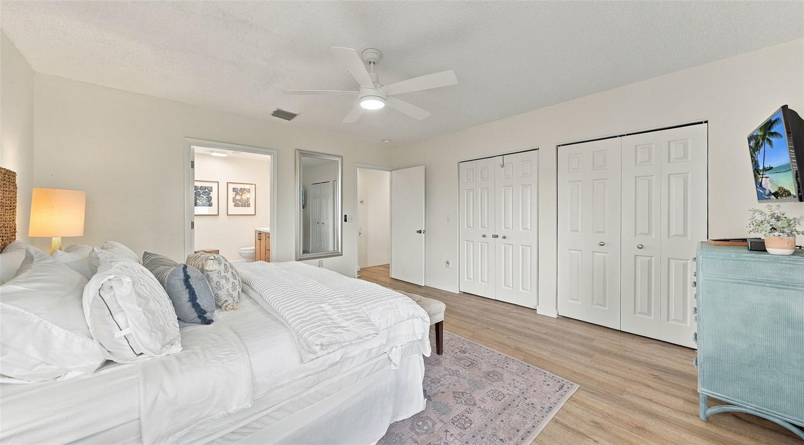539 FOREST WAY #539 — photo 34