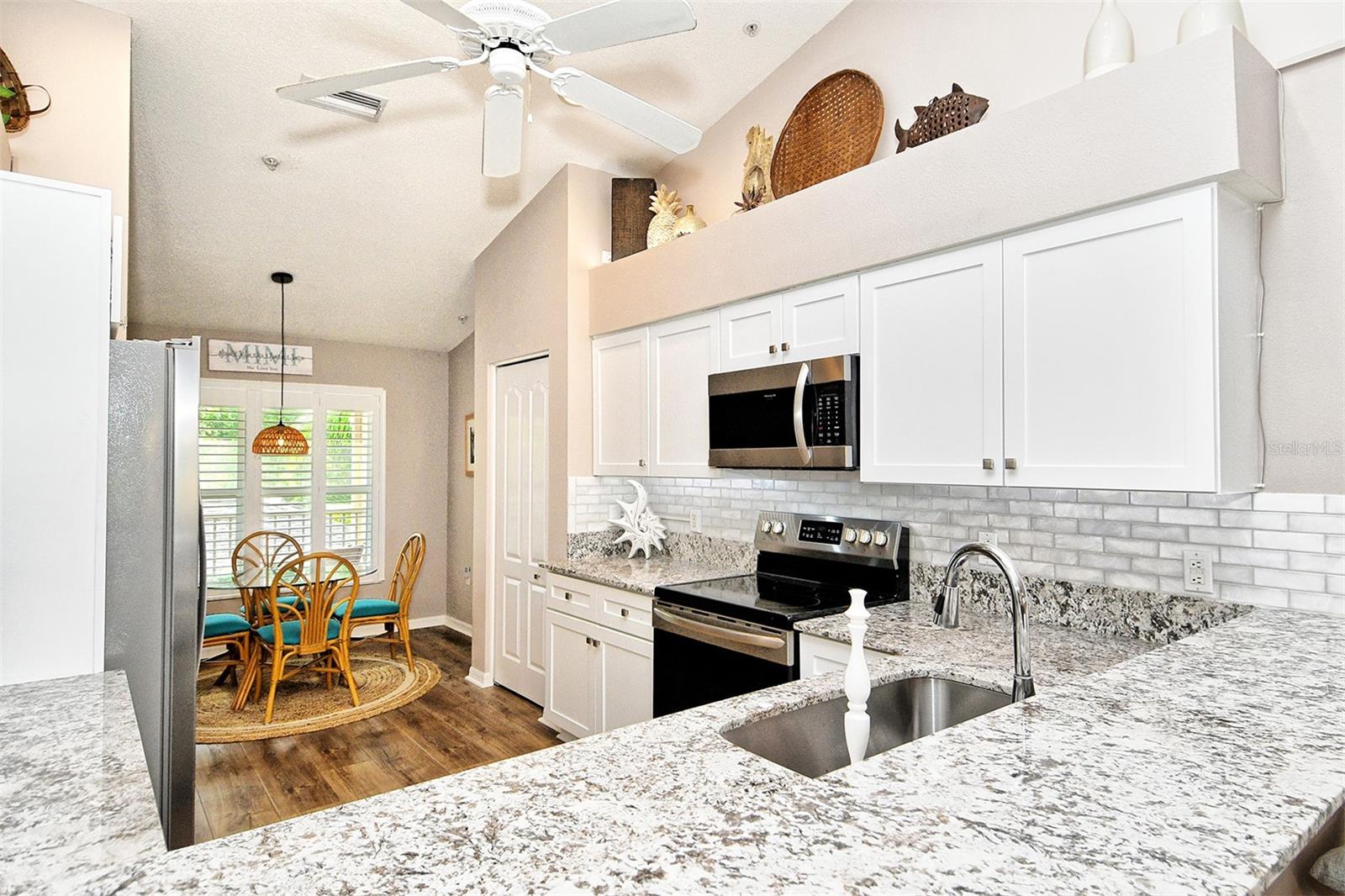 5251 MAHOGANY RUN AVE #525 — photo 18