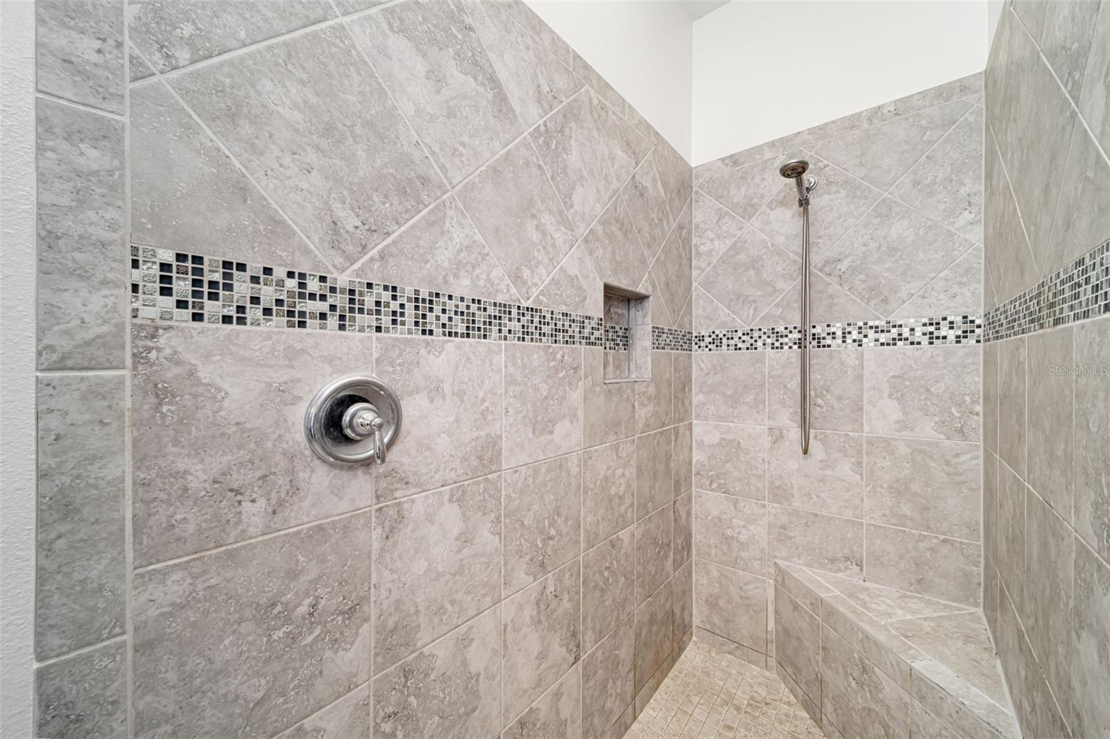 6195 ANISE DR — photo 49