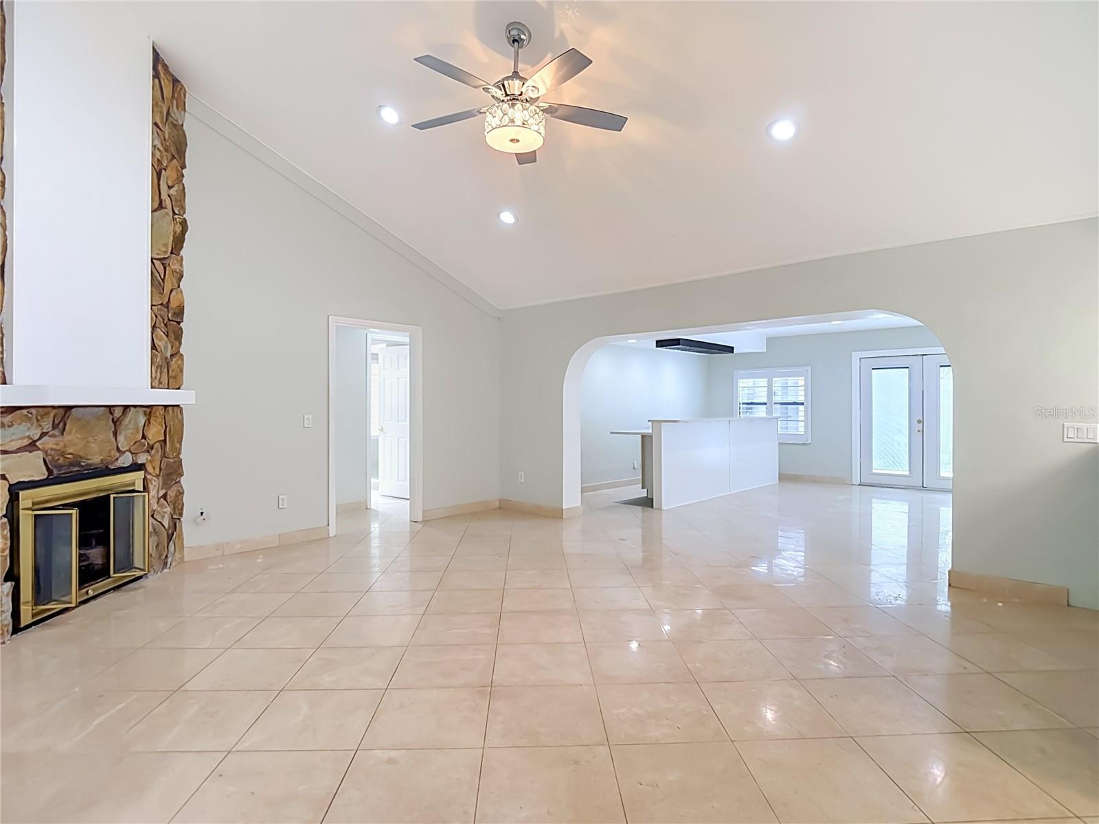 4608 APPLE RIDGE LN — photo 28