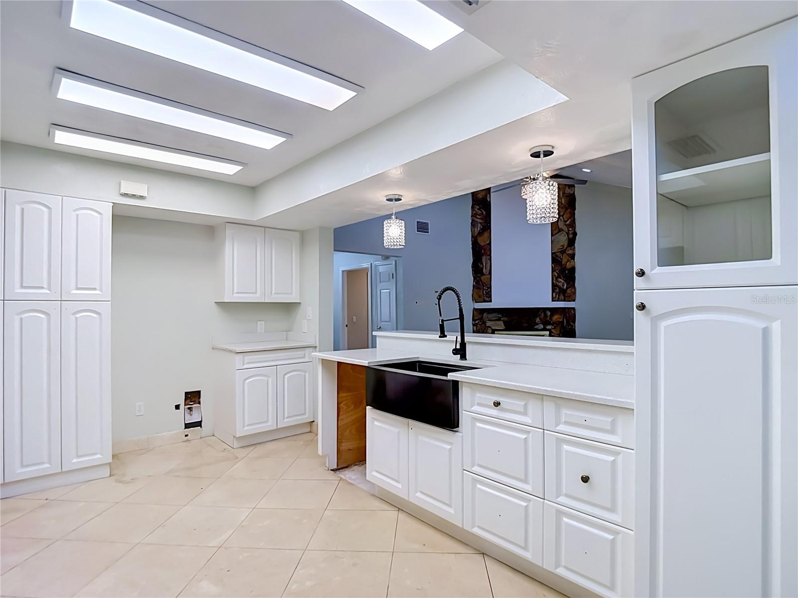 4608 APPLE RIDGE LN — photo 22