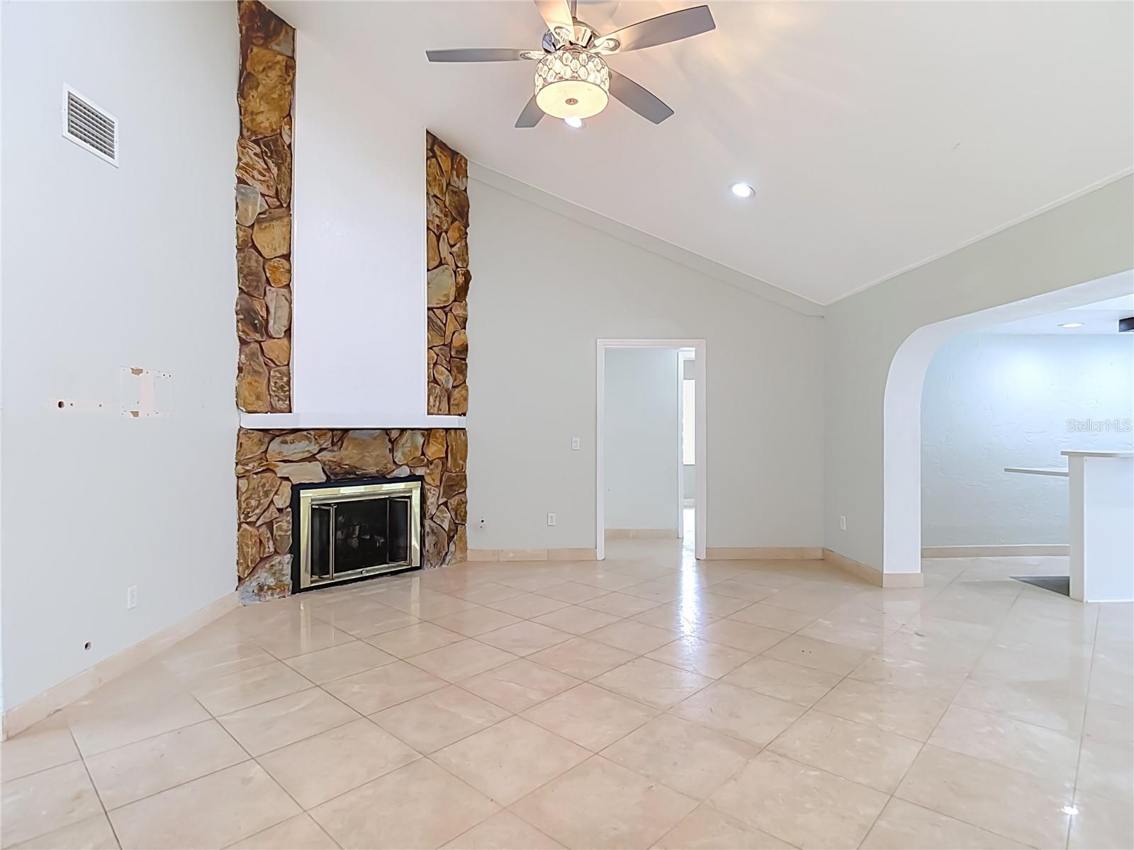 4608 APPLE RIDGE LN — photo 27