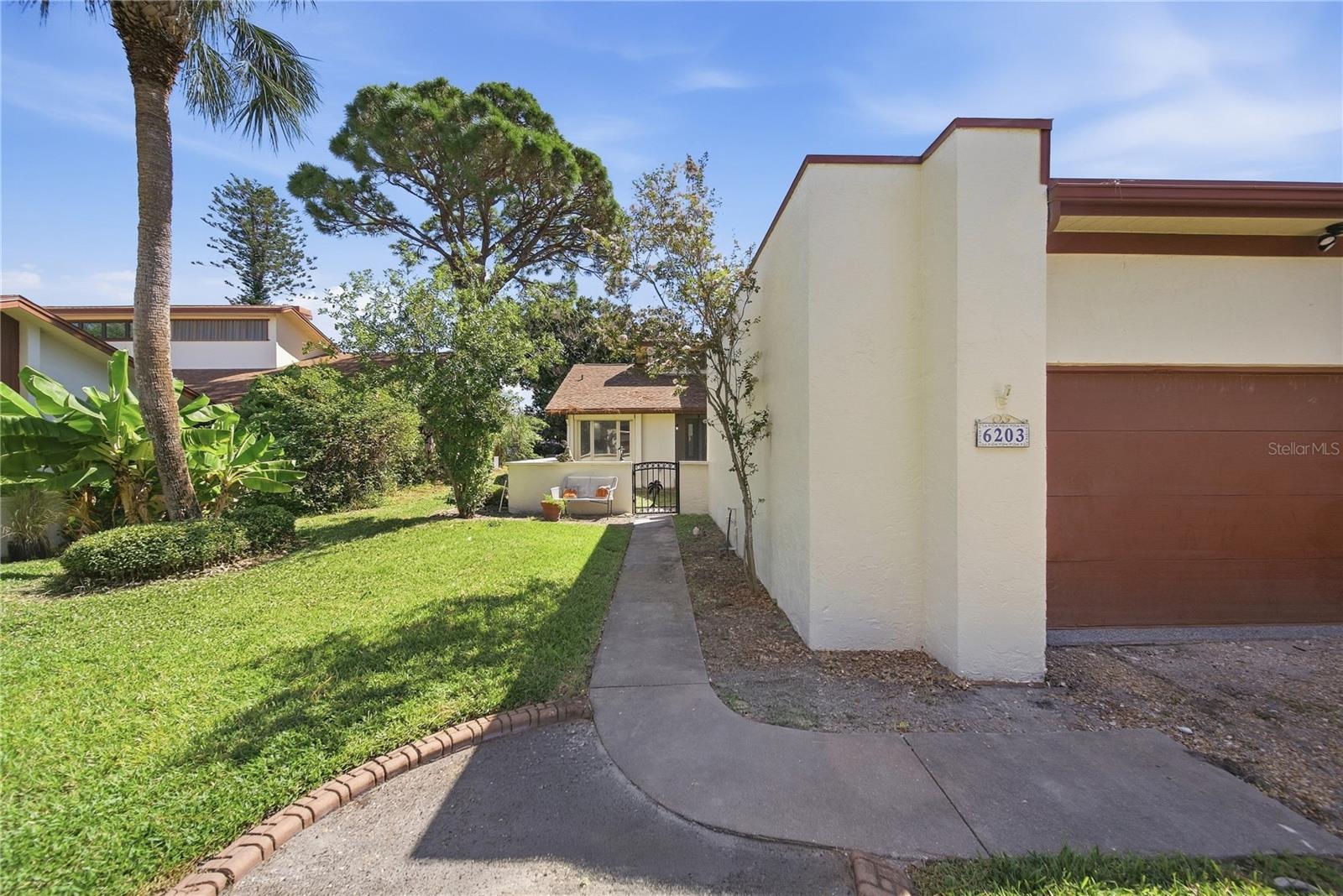 6203 COURTSIDE DR #21 — photo 42