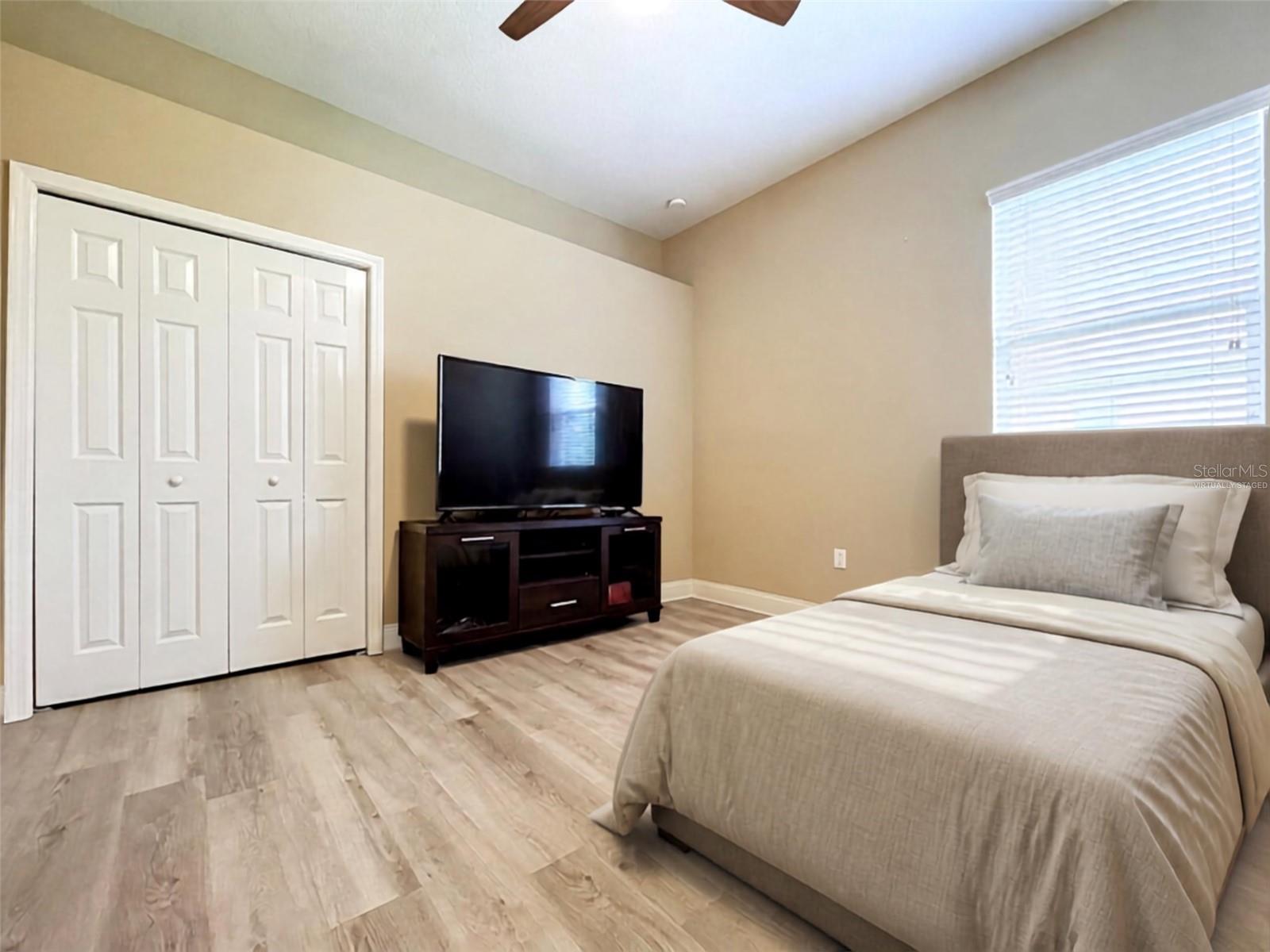 21422 DRAYCOTT WAY — photo 36