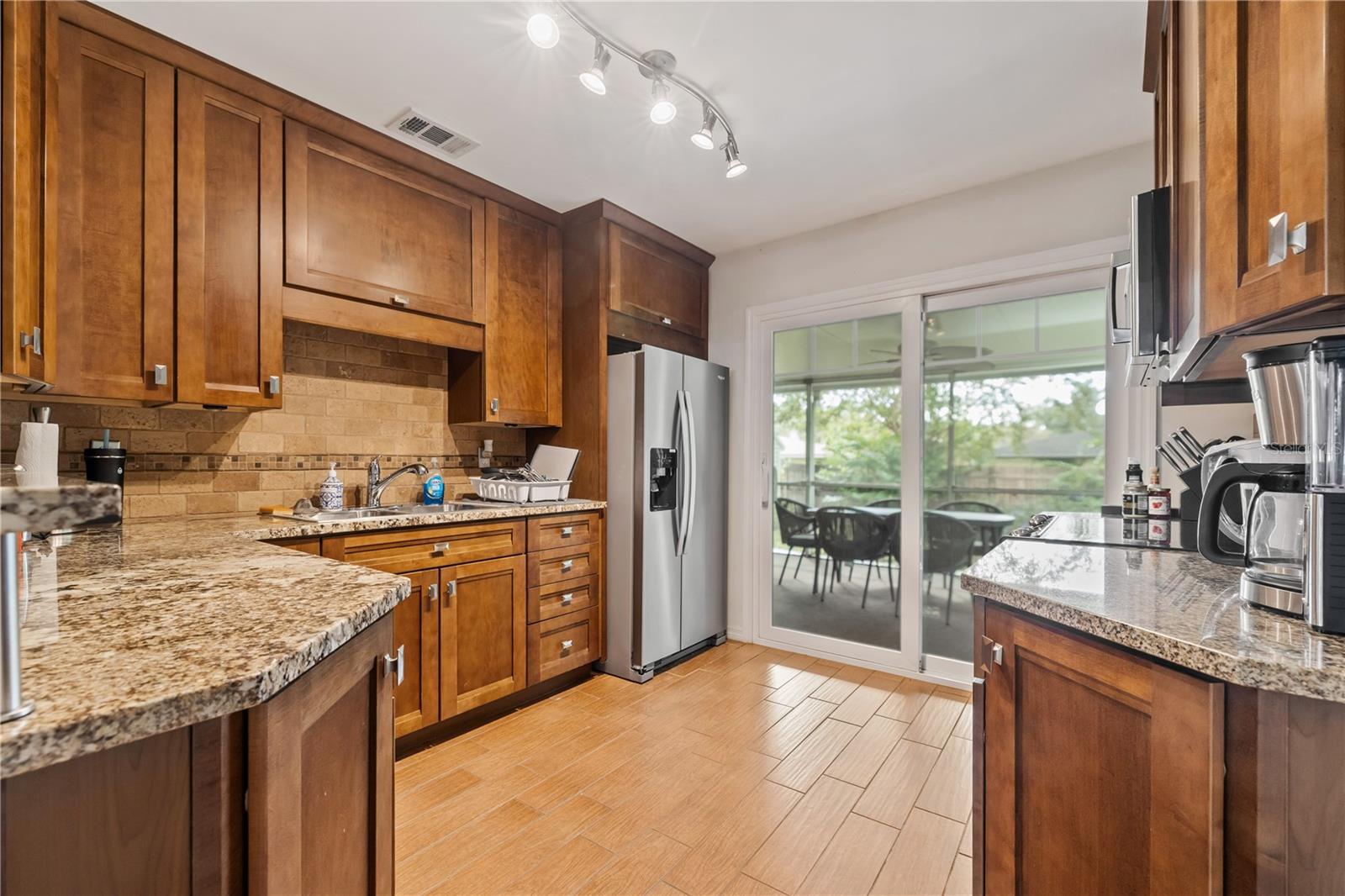6914 N LYNN AVE — photo 13