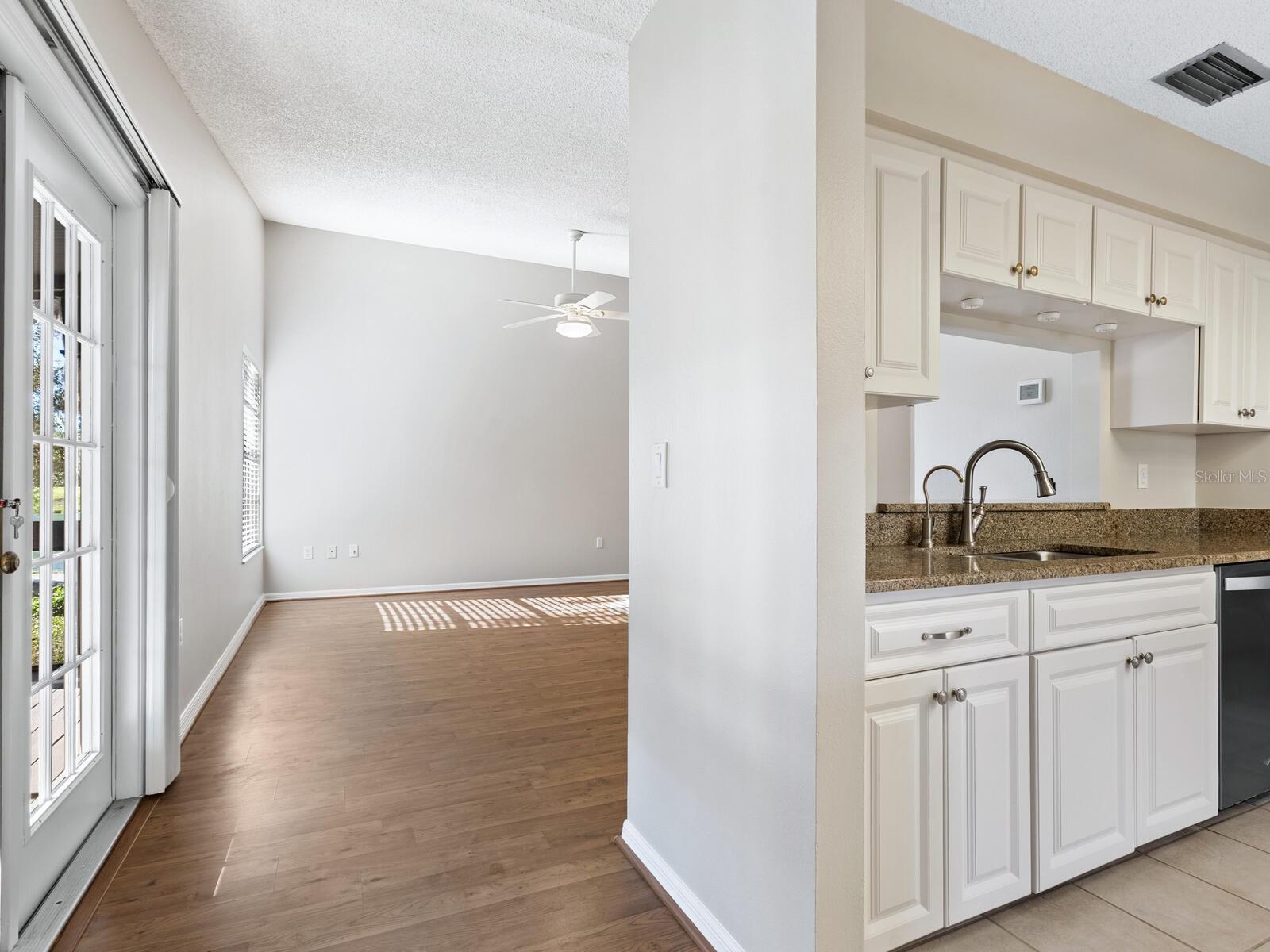 4372 TRAILS DR #15-1 — photo 3