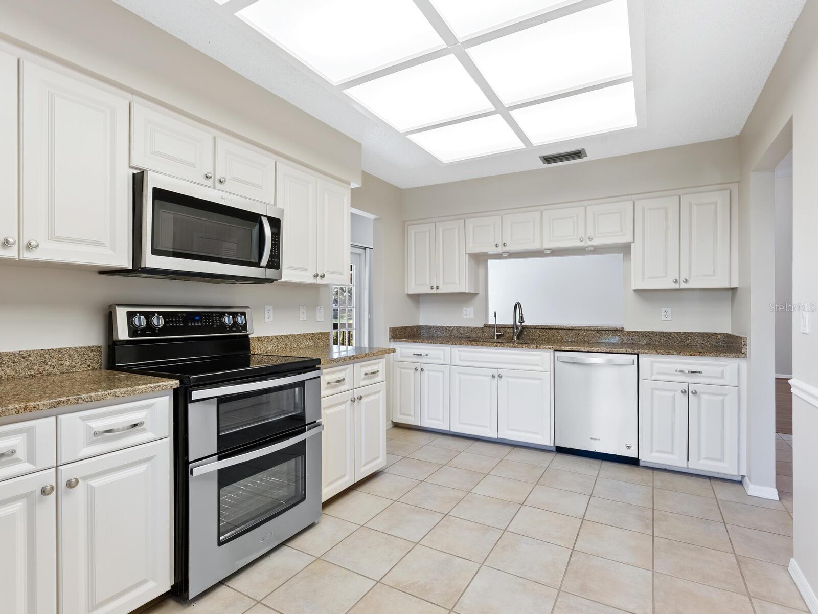 4372 TRAILS DR #15-1 — photo 8