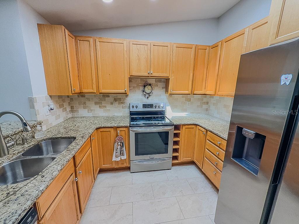 1000 ROSETREE LN — photo 13