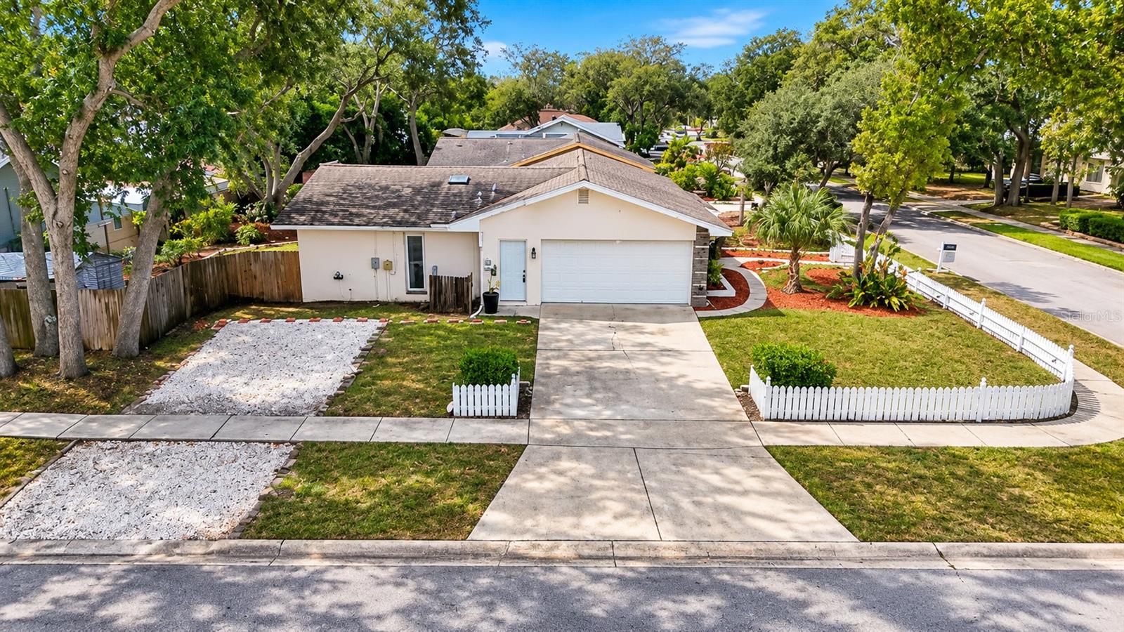 1000 ROSETREE LN — photo 3