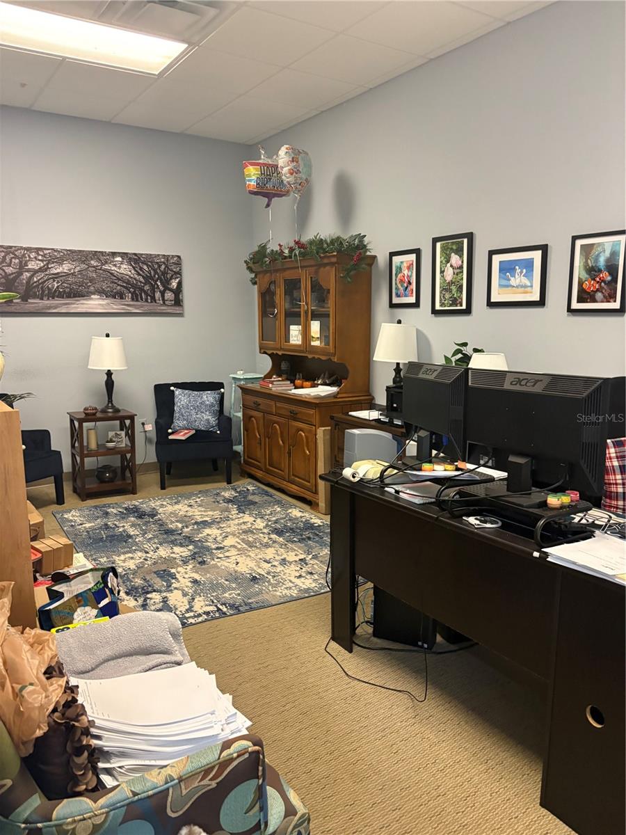200 W BAY DR — photo 11