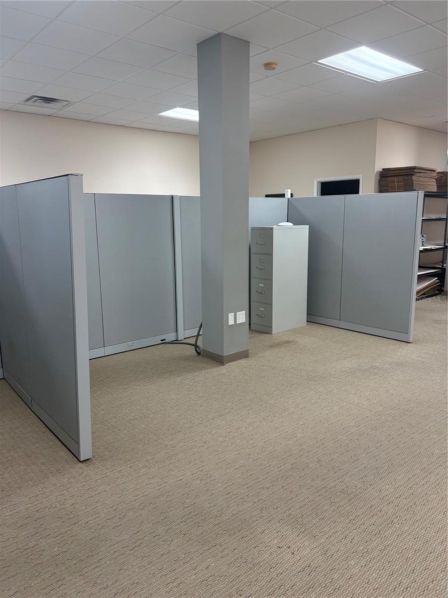 200 W BAY DR — photo 24