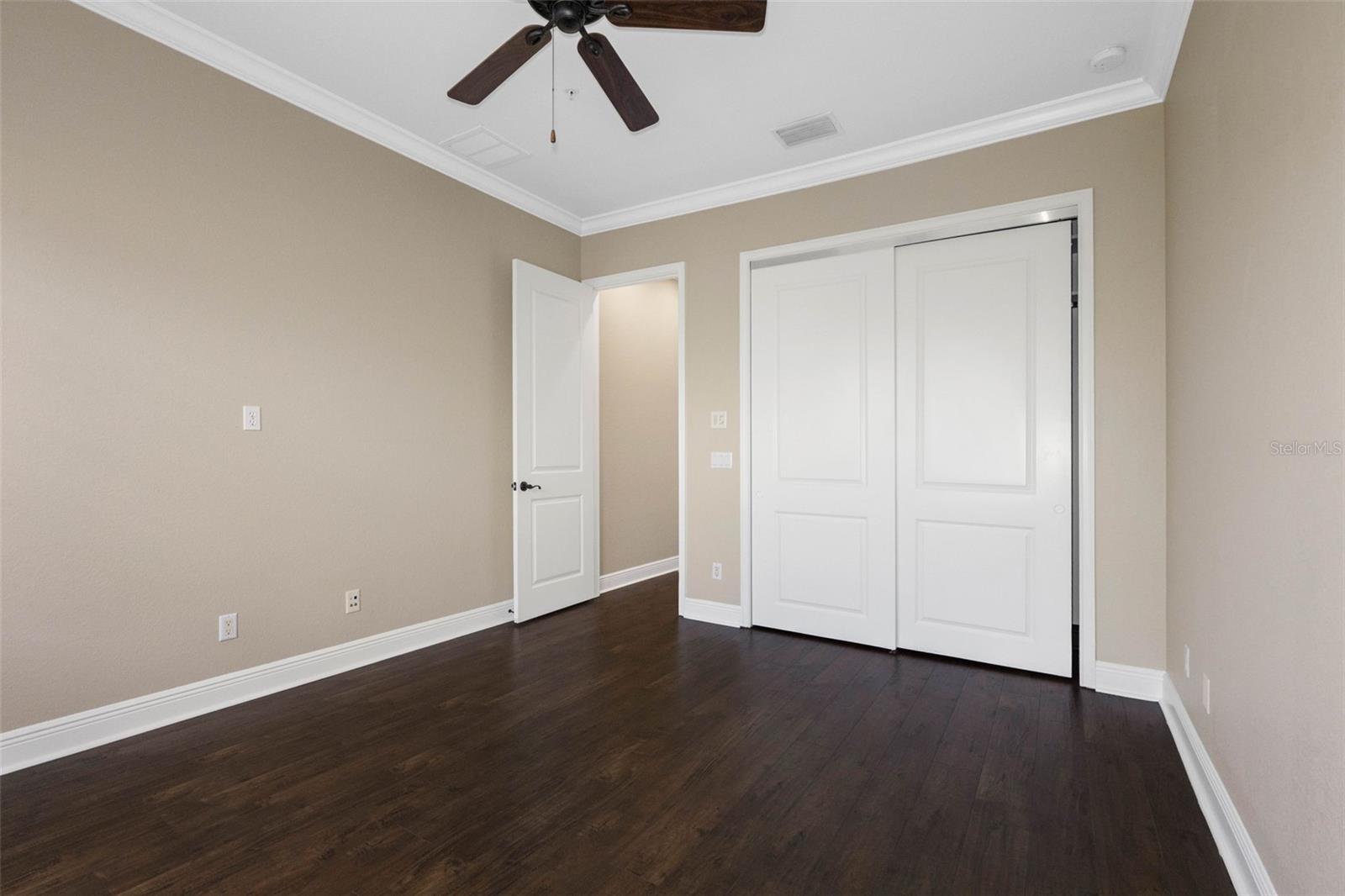 4815 YACHT CLUB DR #103 — photo 45