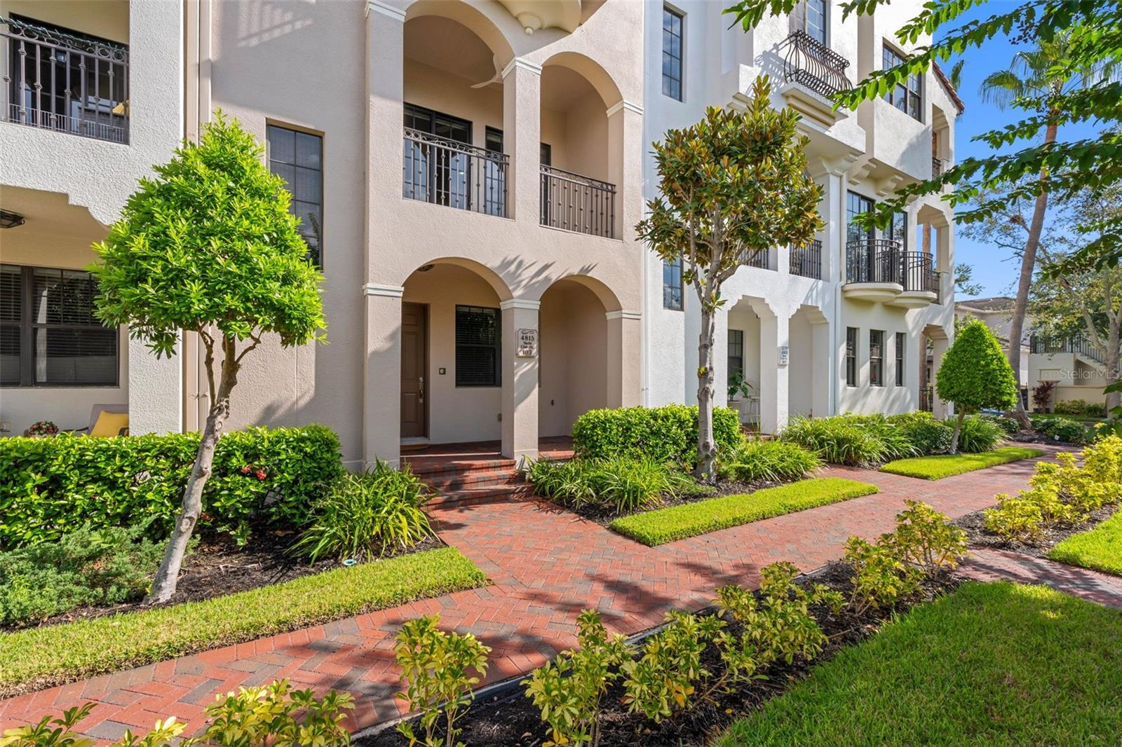 4815 YACHT CLUB DR #103 — photo 3