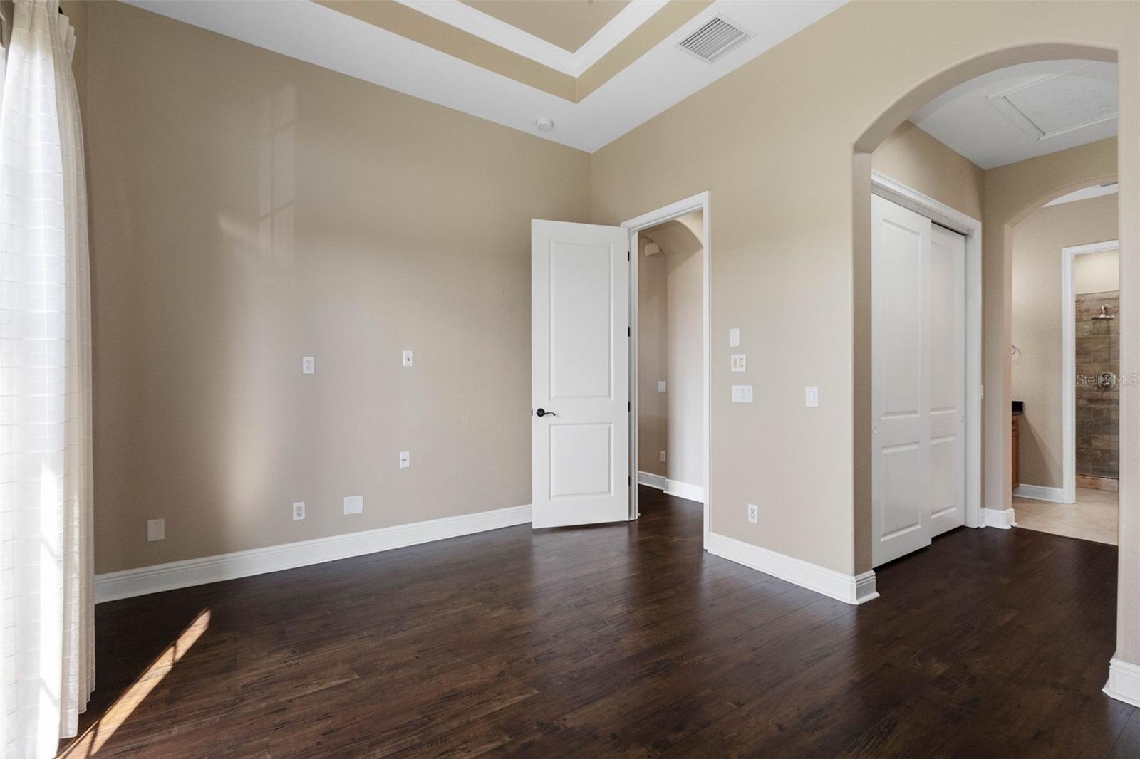 4815 YACHT CLUB DR #103 — photo 33