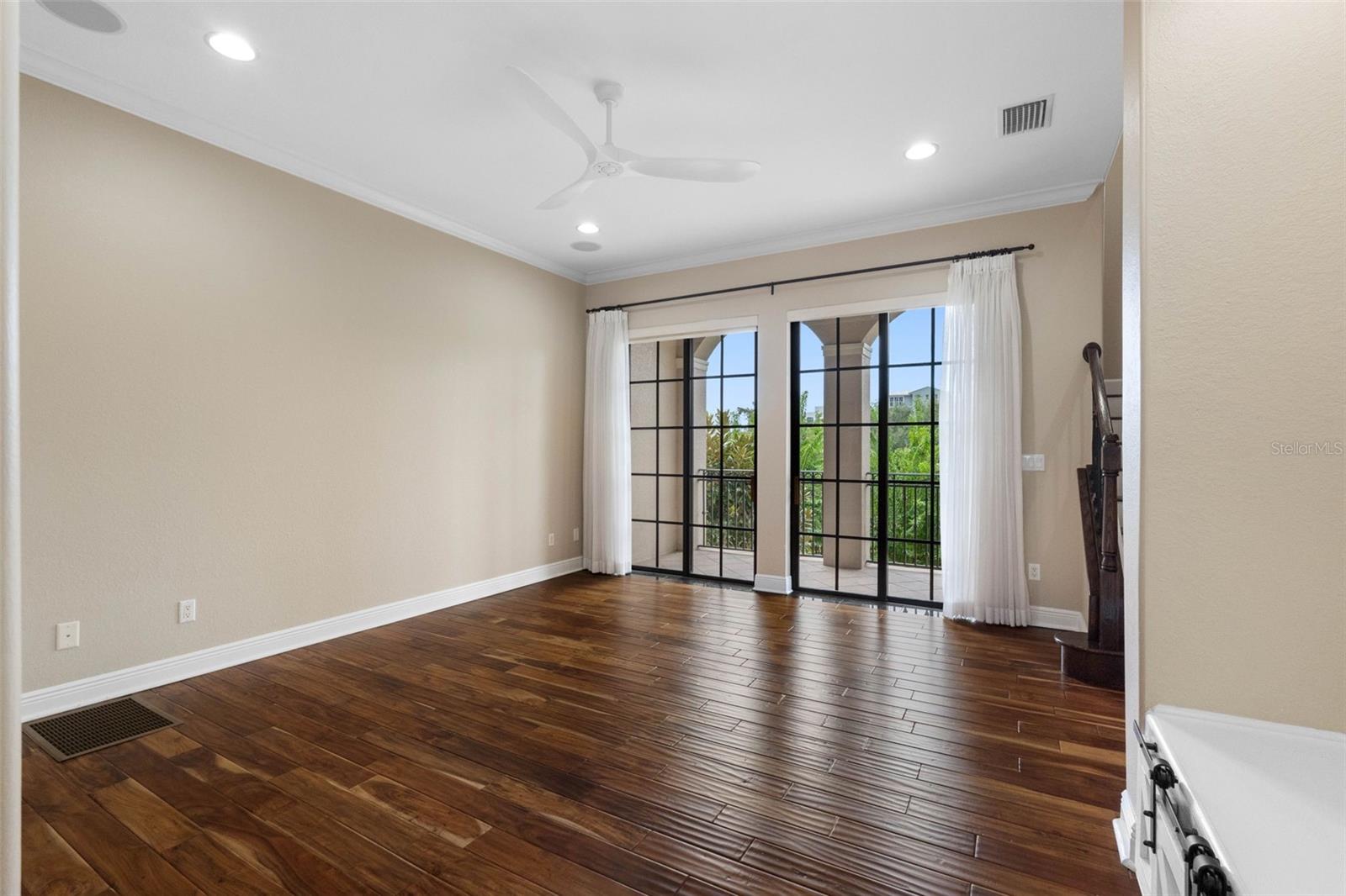 4815 YACHT CLUB DR #103 — photo 9