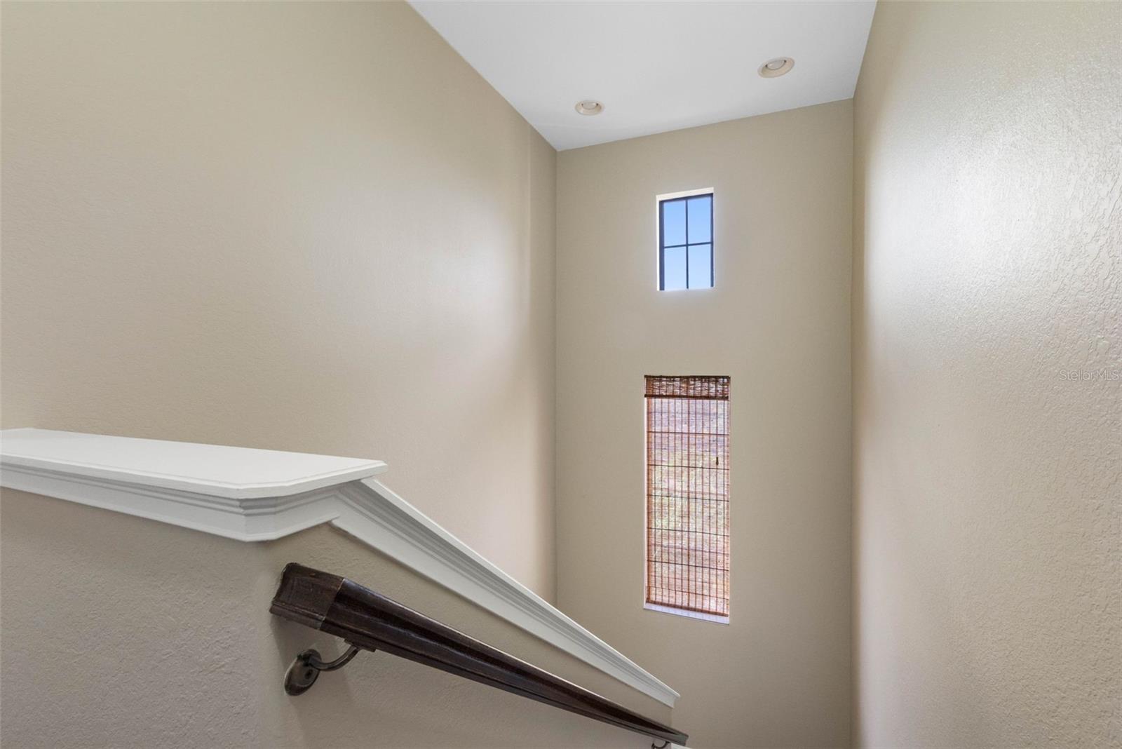 4815 YACHT CLUB DR #103 — photo 31