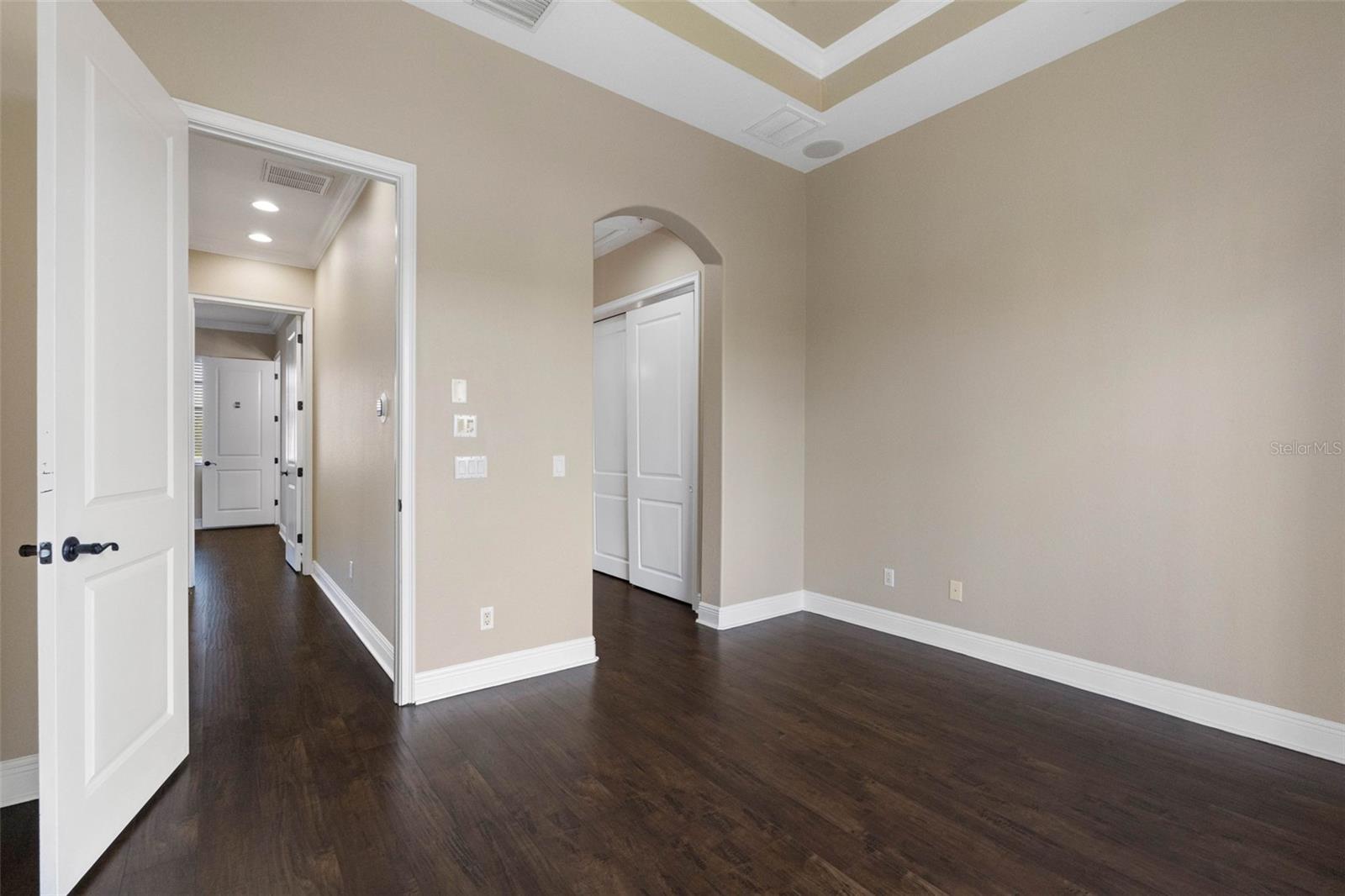 4815 YACHT CLUB DR #103 — photo 36