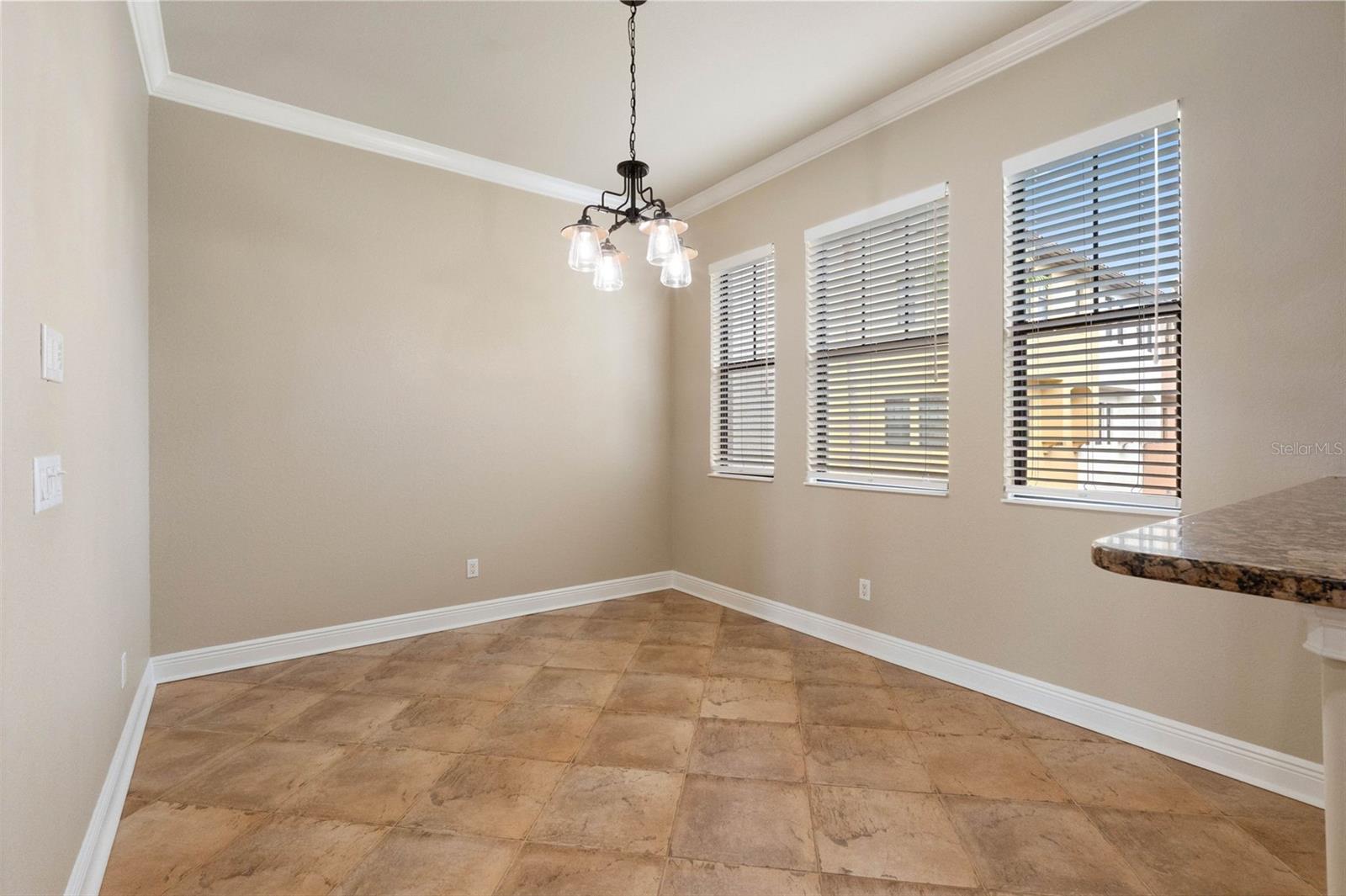 4815 YACHT CLUB DR #103 — photo 25