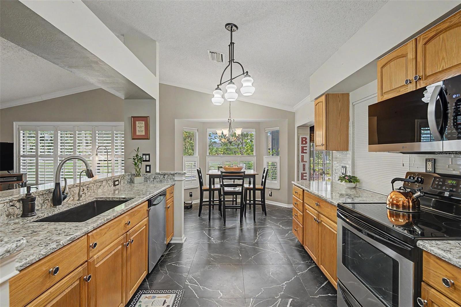 1427 FALLOWFIELD DR — photo 9