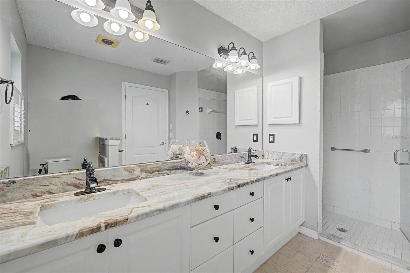 1427 FALLOWFIELD DR — photo 19
