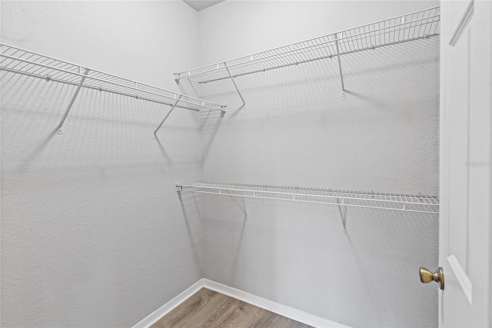 10105 COURTNEY OAKS CIR #203 — photo 20