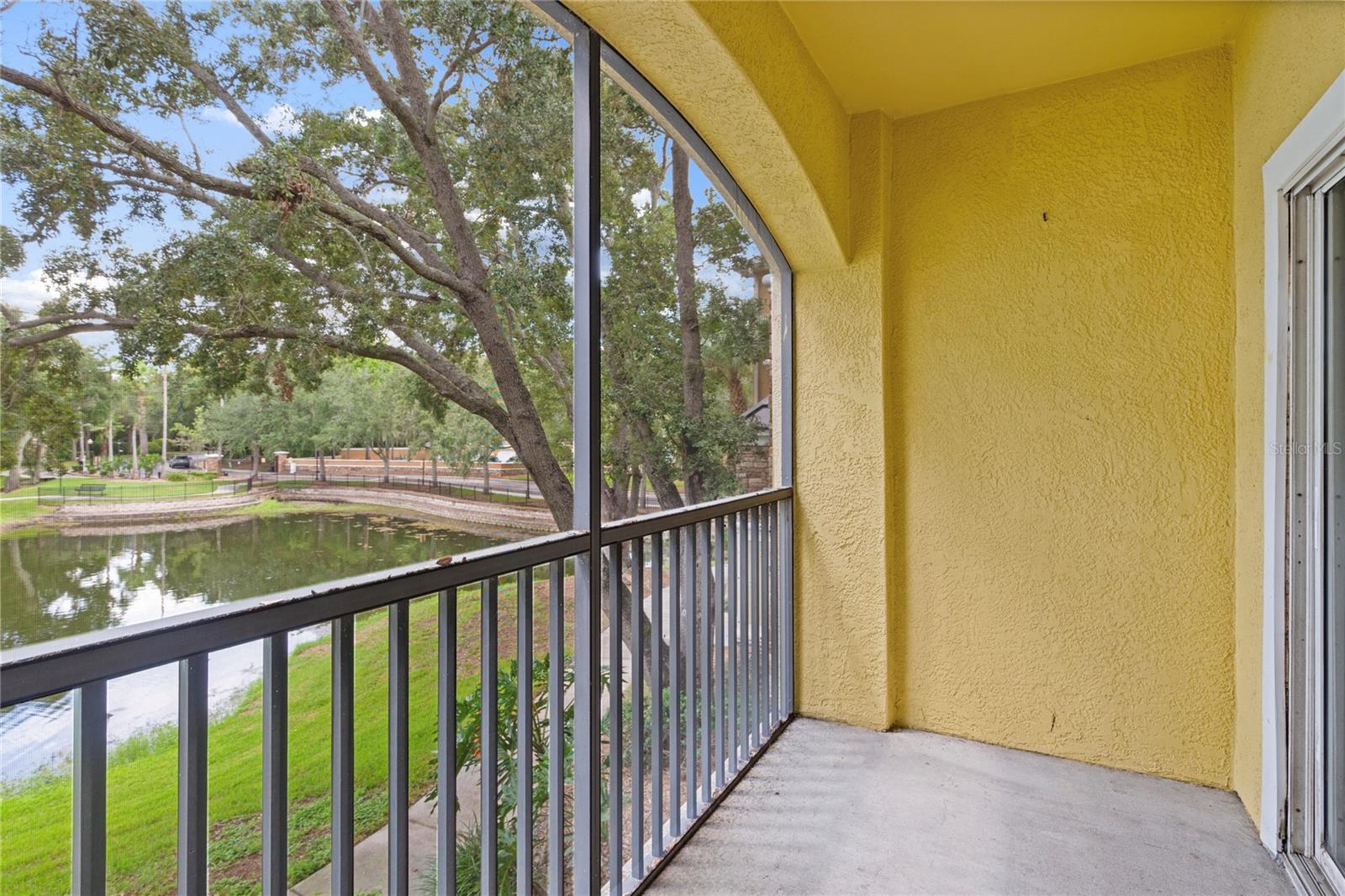 10105 COURTNEY OAKS CIR #203 — photo 21