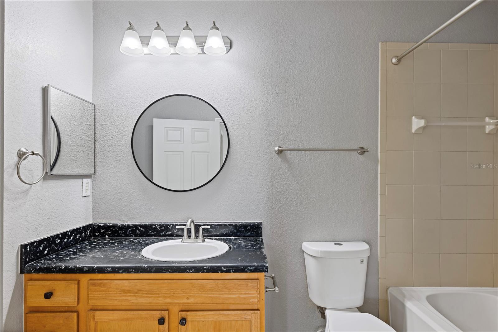 10105 COURTNEY OAKS CIR #203 — photo 16
