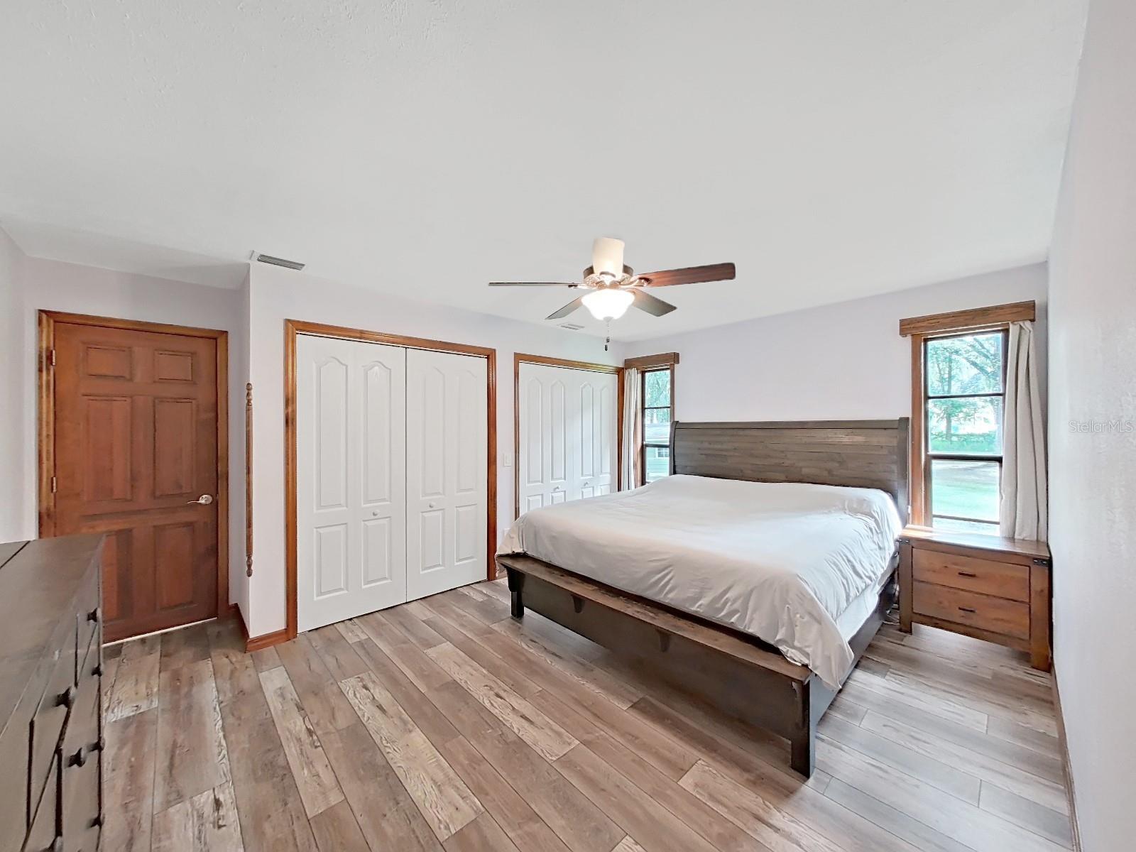 6075 COUNTRY CLUB RD — photo 33