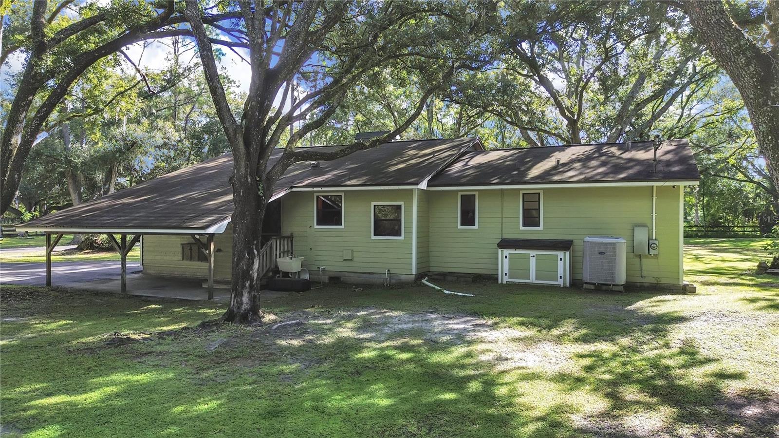 6075 COUNTRY CLUB RD — photo 9