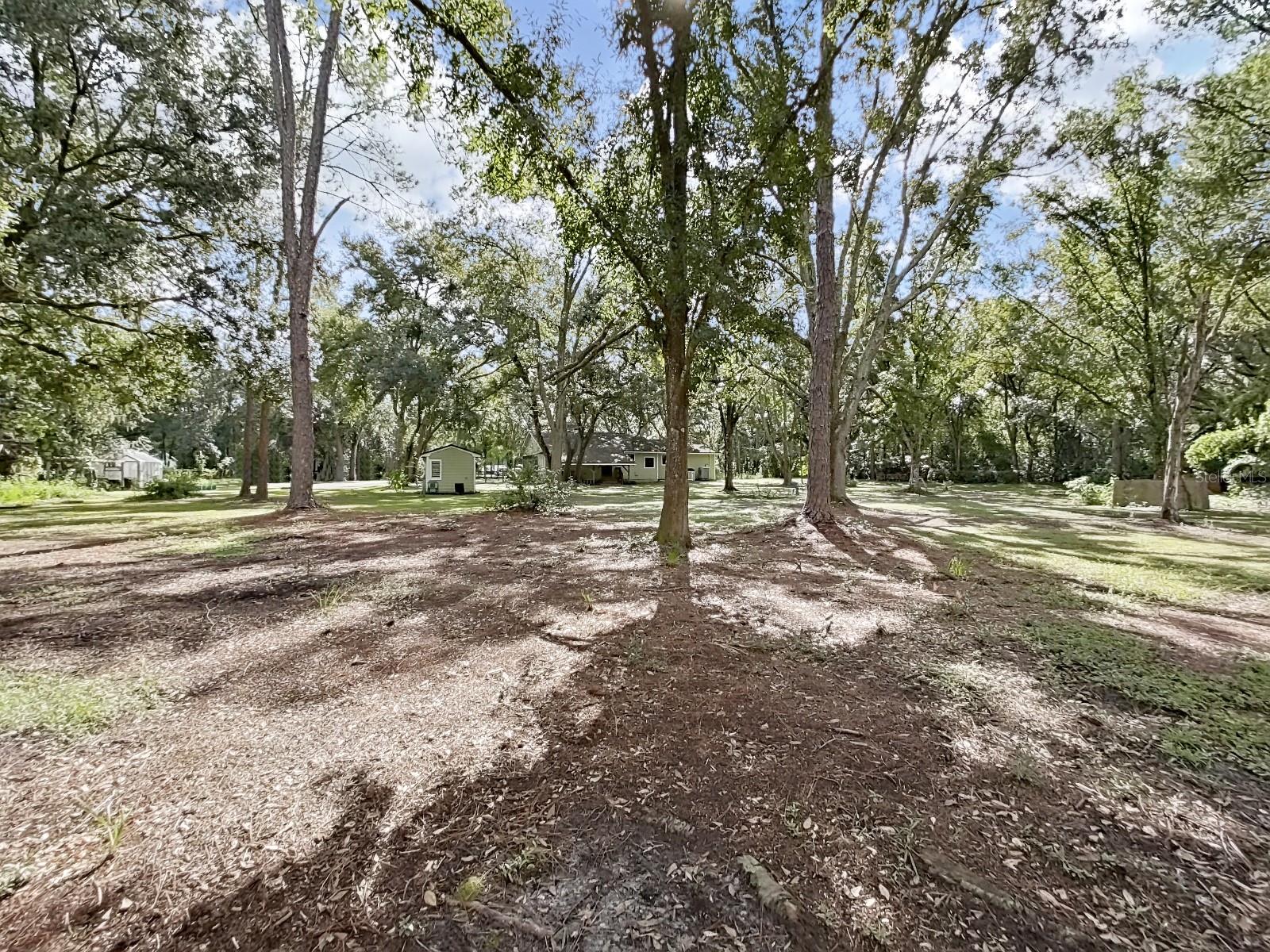 6075 COUNTRY CLUB RD — photo 47