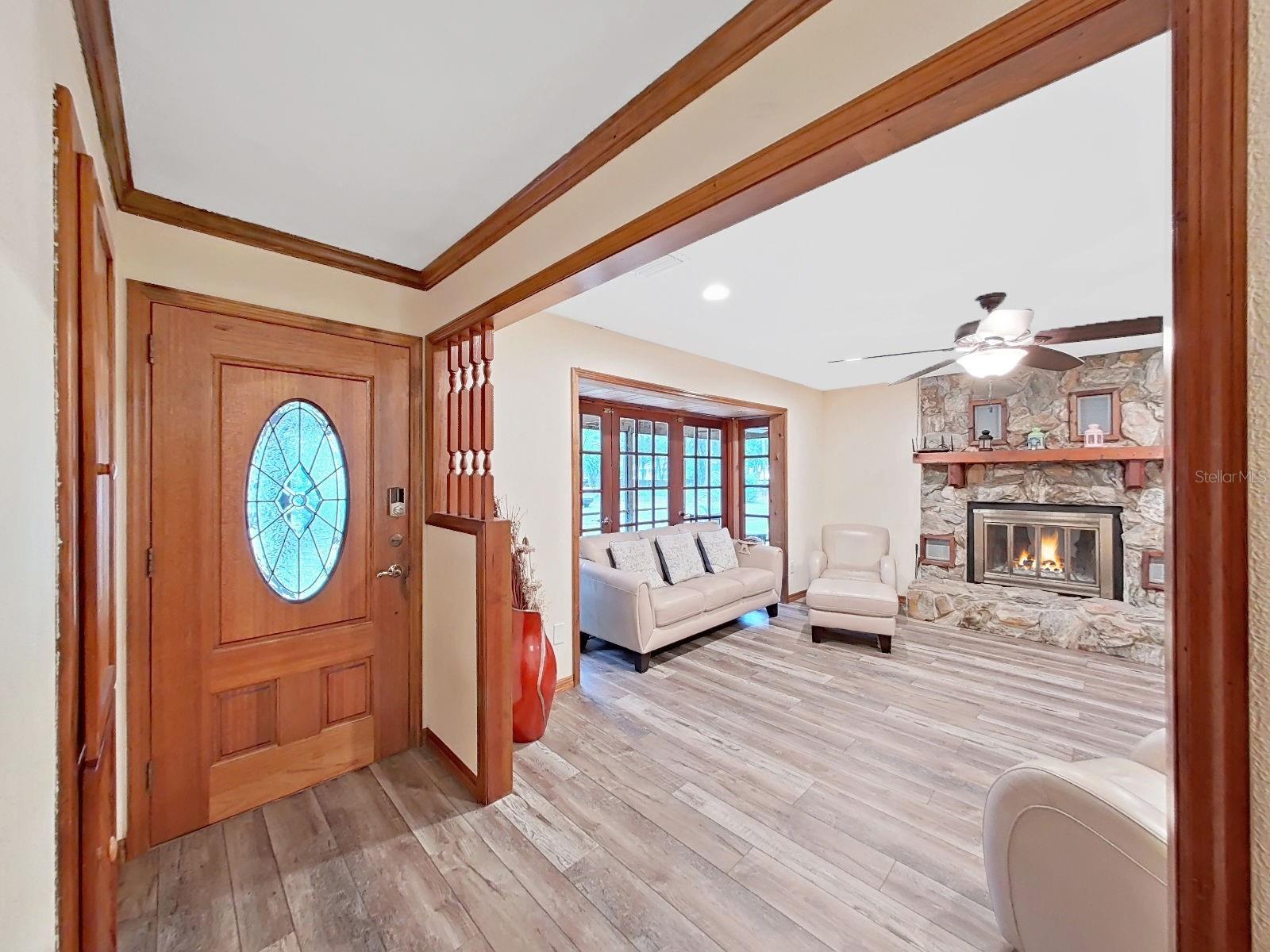 6075 COUNTRY CLUB RD — photo 21
