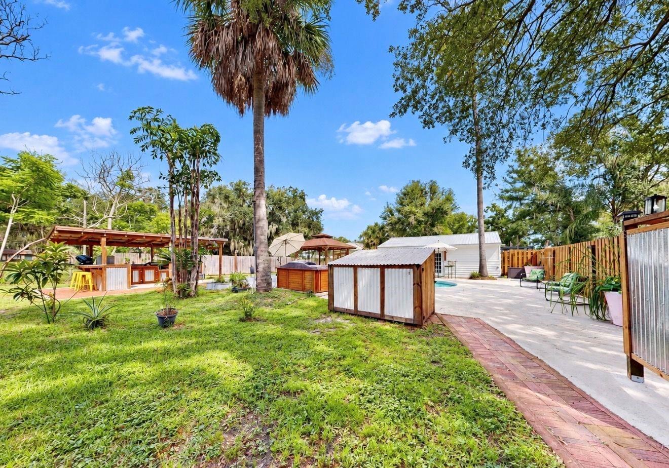11004 RIVERVIEW DR — photo 55