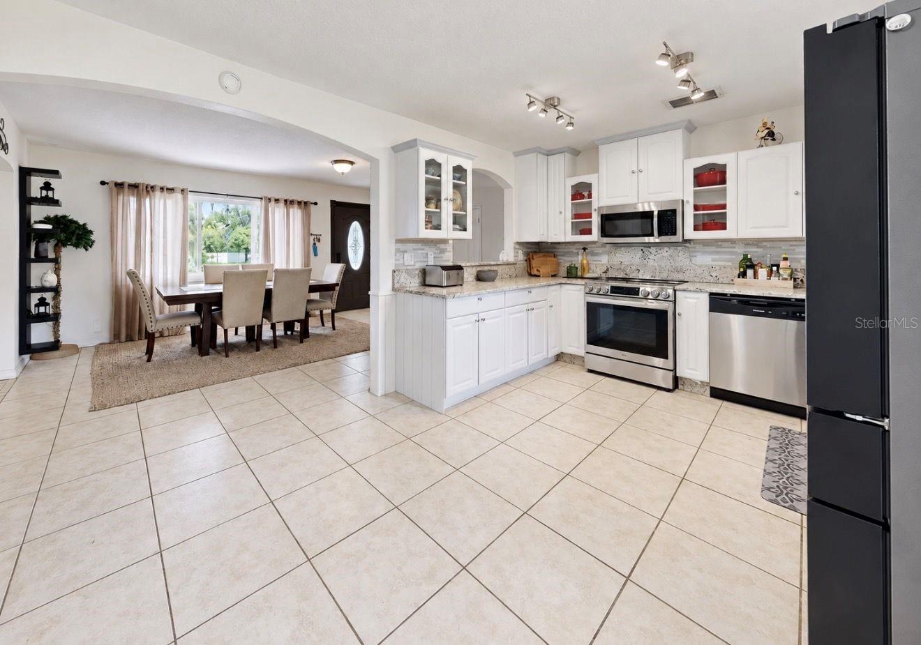 11004 RIVERVIEW DR — photo 23