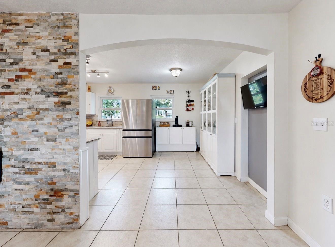 11004 RIVERVIEW DR — photo 18